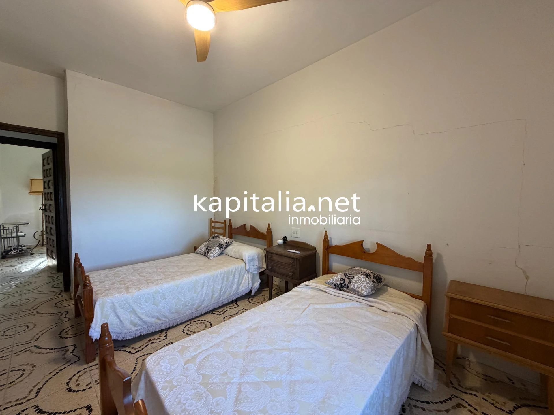 10408 - CHALET CON MAGNÍFICAS VISTAS EN EXCLUSIVA EN KAPITALIA!!