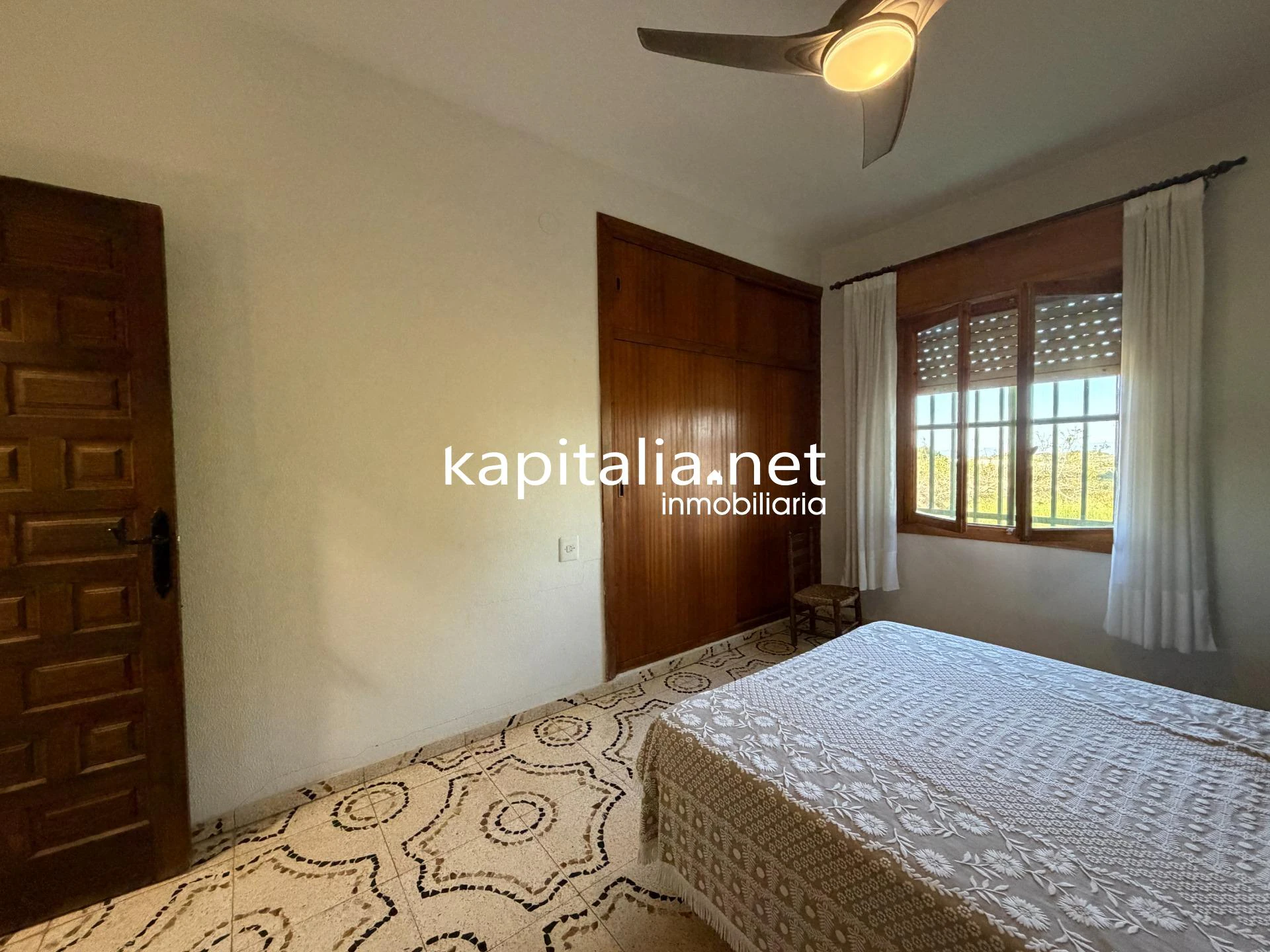 10408 - CHALET CON MAGNÍFICAS VISTAS EN EXCLUSIVA EN KAPITALIA!!