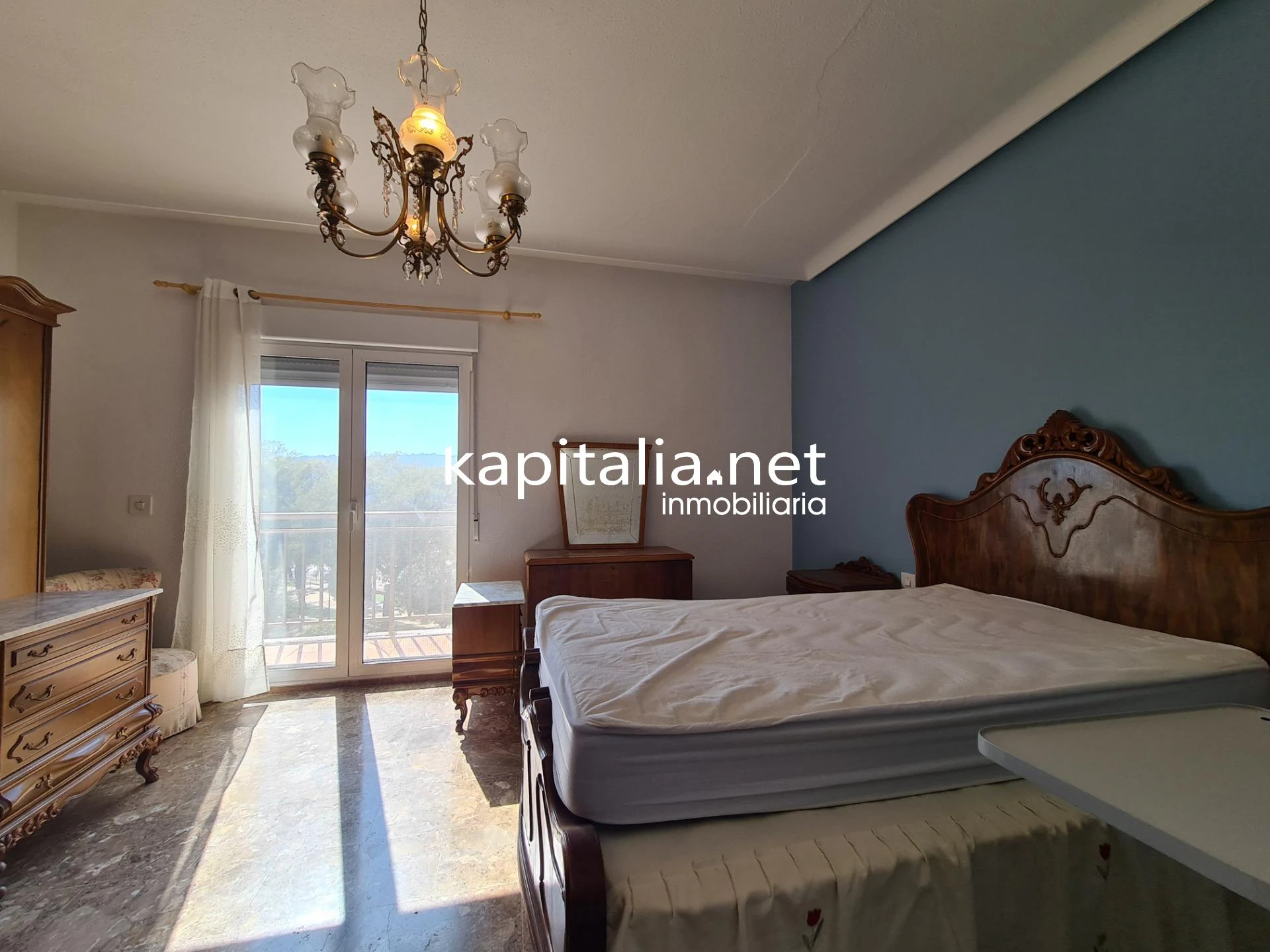 10416 - PISO EN EXCLUSIVA EN AYELO DE MALFERIT DE GRANDES DIMENSIONES Y MUY LUMINOSO.