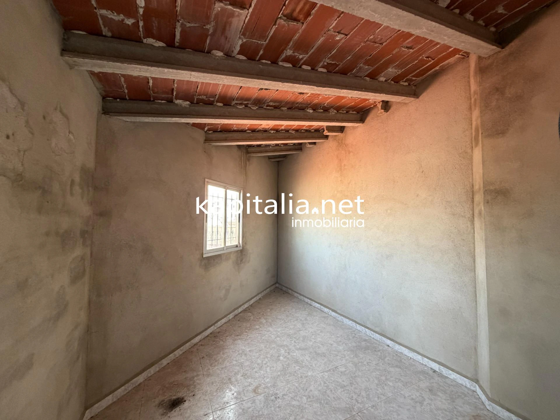 EDIFICIO EN EXCLUSIVA EN VENTA EN LA FONT DE LA FIGUERA.