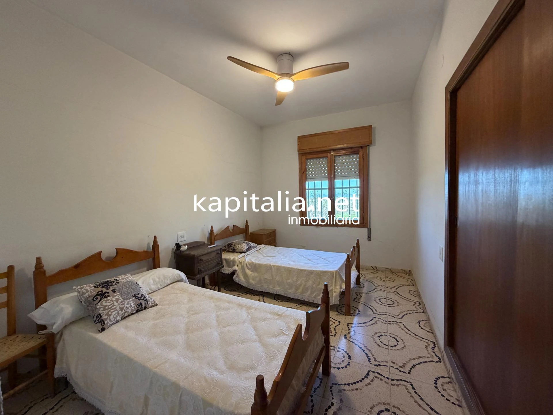 10408 - CHALET CON MAGNÍFICAS VISTAS EN EXCLUSIVA EN KAPITALIA!!