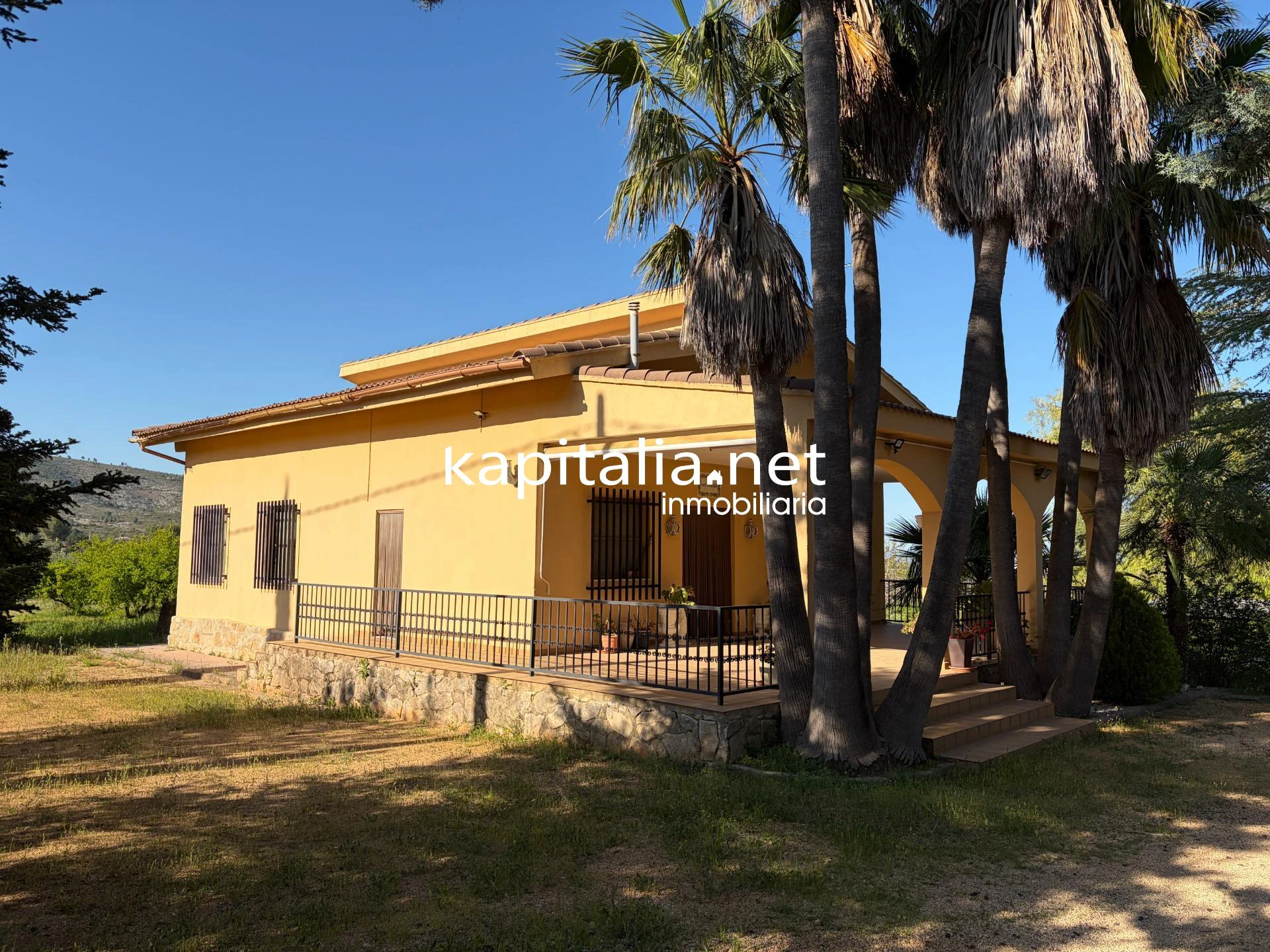 10408 - CHALET CON MAGNÍFICAS VISTAS EN EXCLUSIVA EN KAPITALIA!!