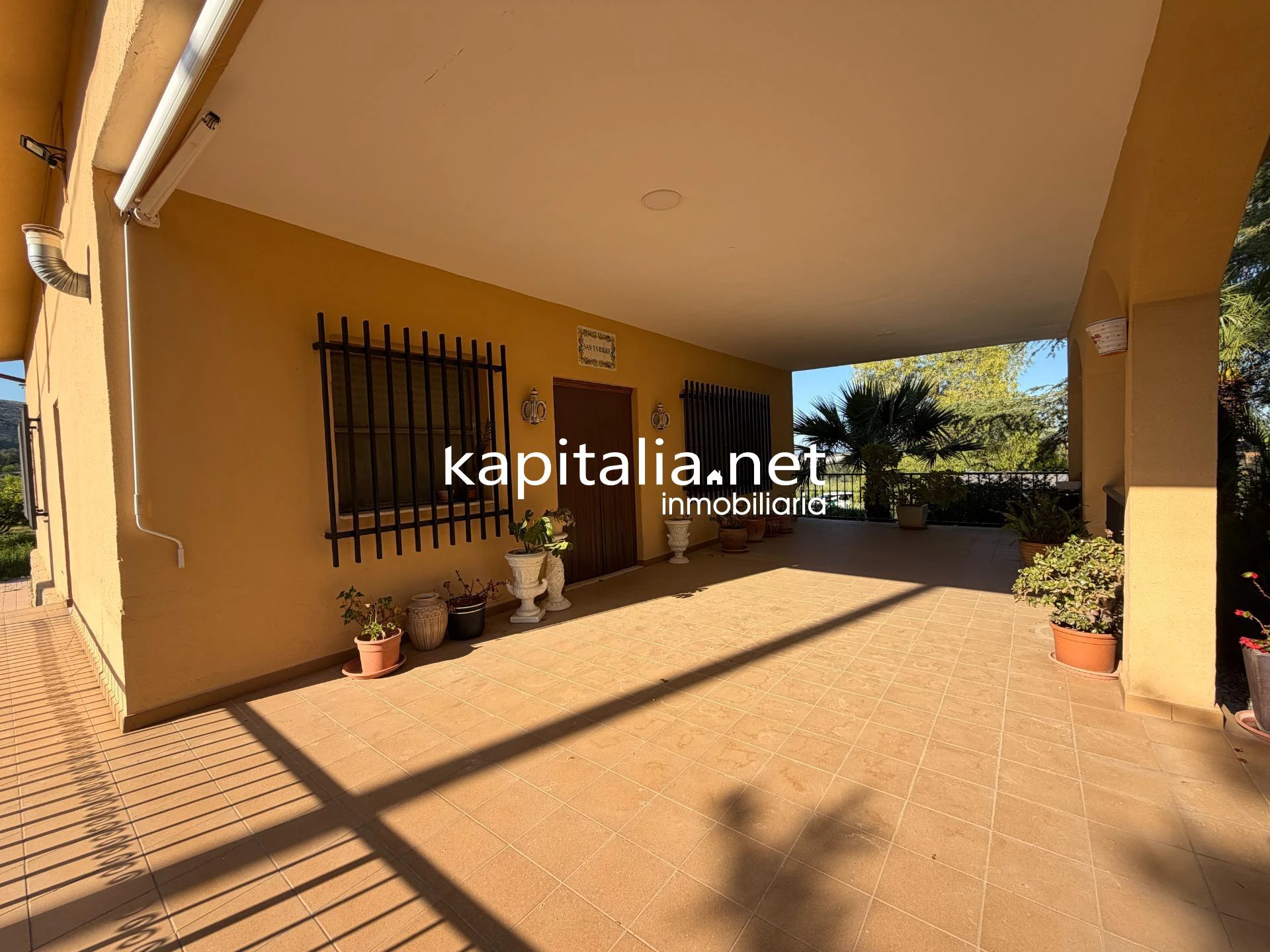 10408 - CHALET CON MAGNÍFICAS VISTAS EN EXCLUSIVA EN KAPITALIA!!