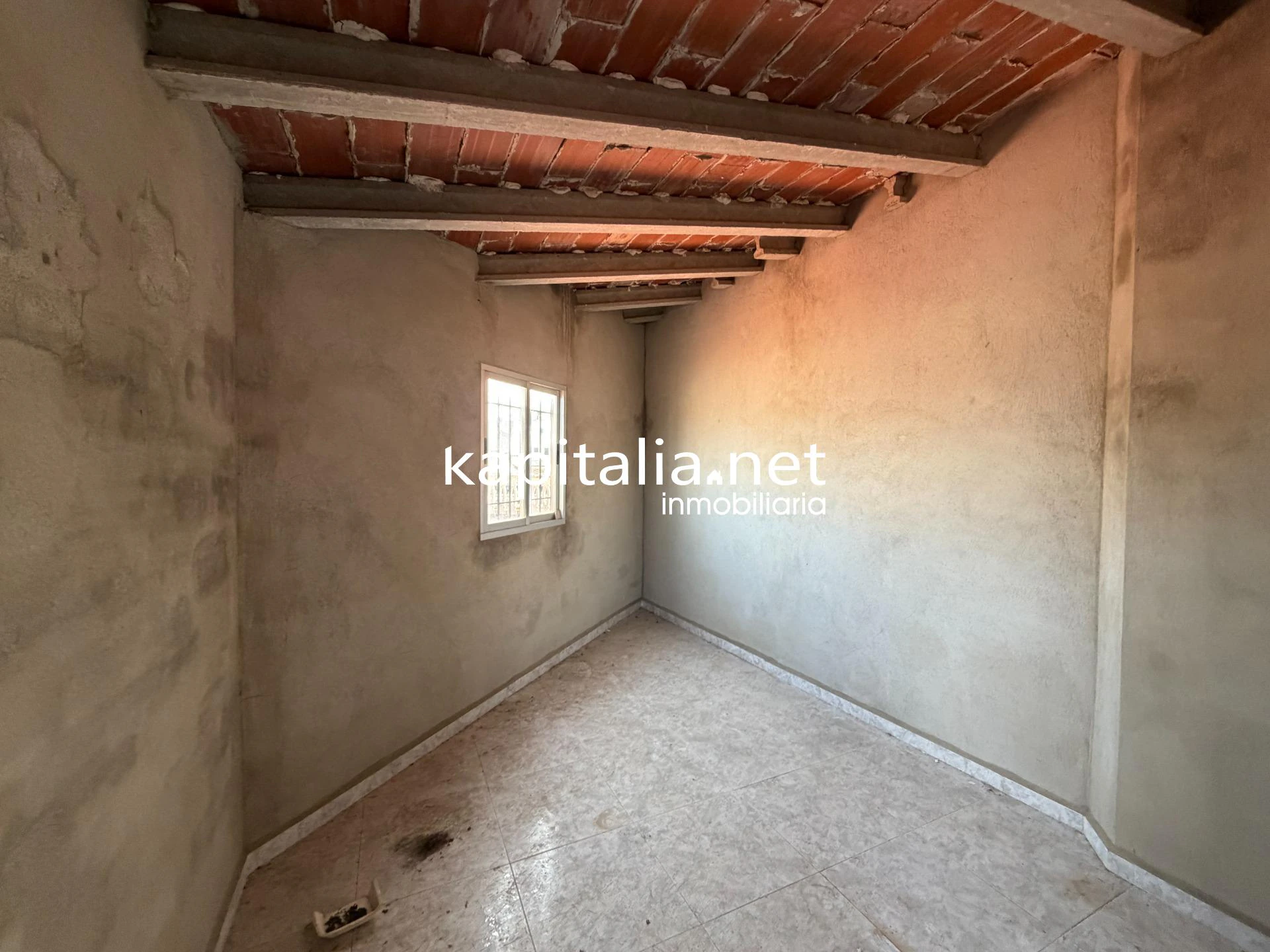 EDIFICIO EN EXCLUSIVA EN VENTA EN LA FONT DE LA FIGUERA.