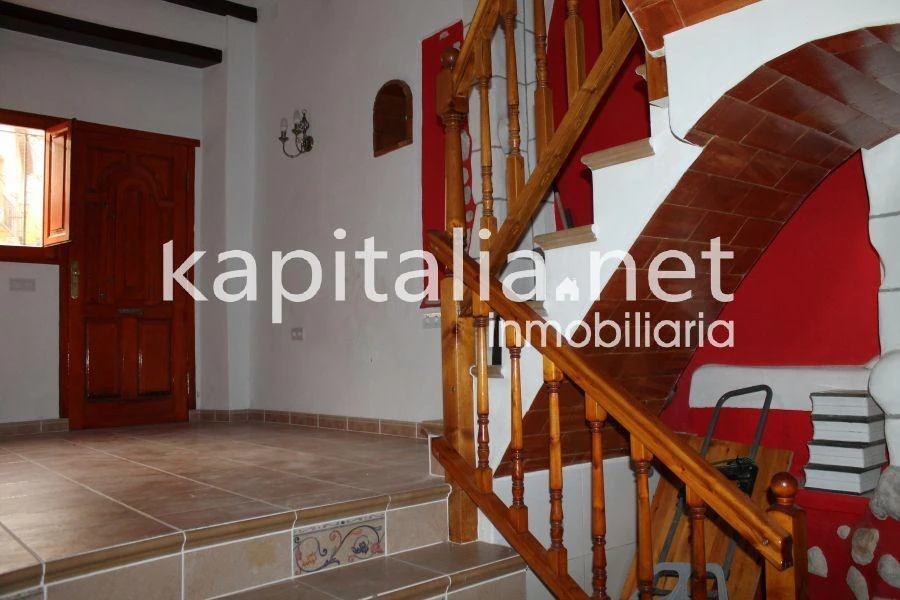 10362 - Encantadora casa de pueblo en la vila
