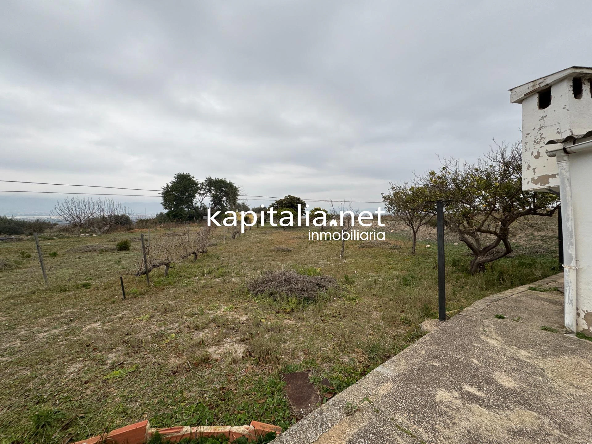 10224 - CASA DE CAMPO A LA VENTA EN ONTINYENT