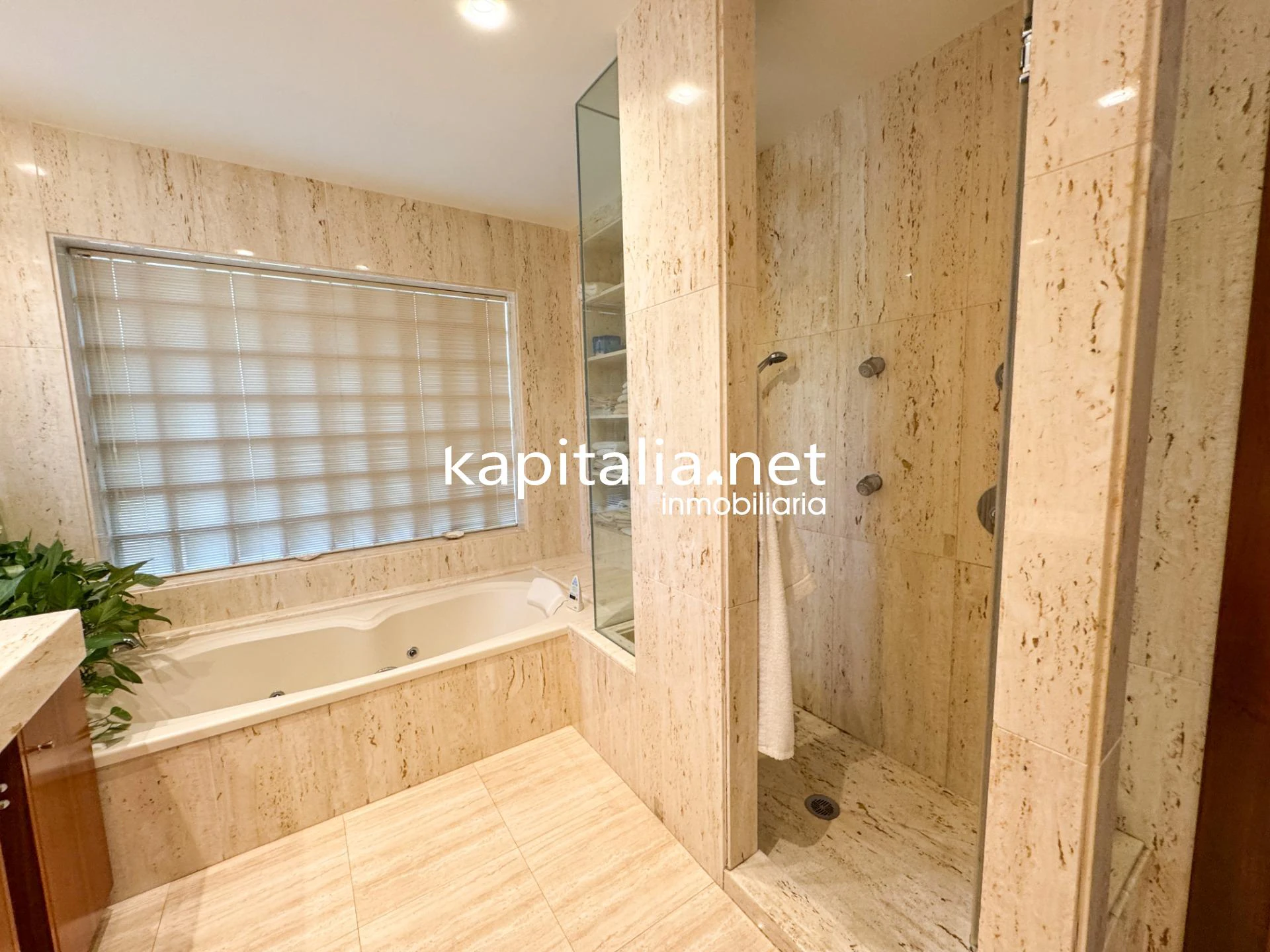 09494 - Espectacular chalet a la venta en Banyeres de Mariola (Alicante)