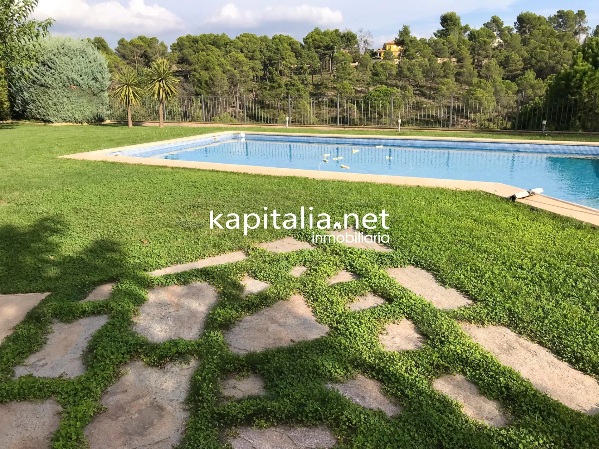 09494 - Espectacular chalet a la venta en Banyeres de Mariola (Alicante)
