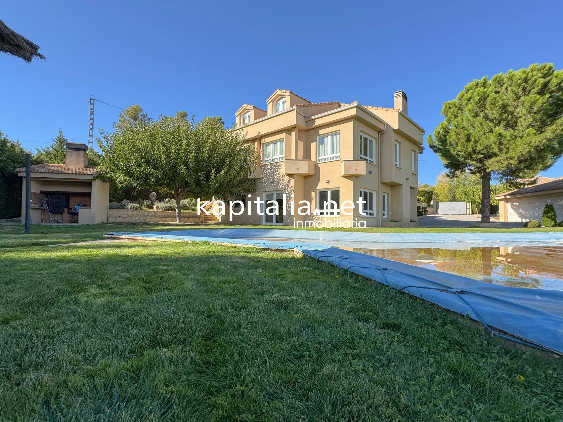 09494 - Espectacular chalet a la venta en Banyeres de Mariola (Alicante)