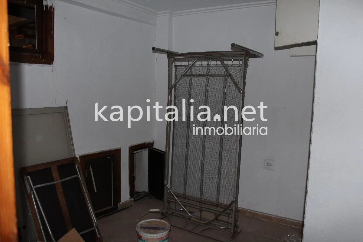 03587 - Casa solar a la venta en Ontinyent (Valencia)