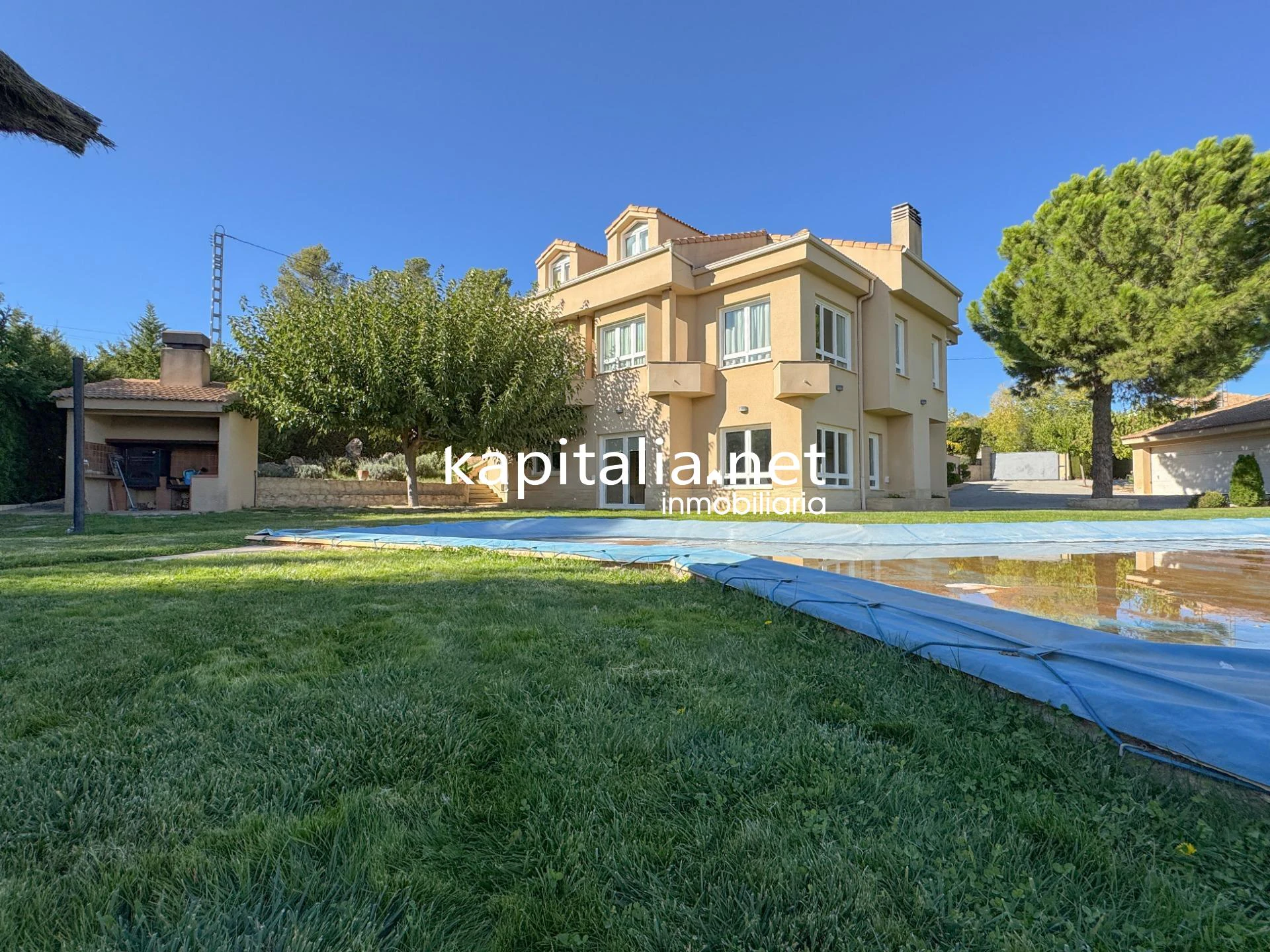 09494 - Espectacular chalet a la venta en Banyeres de Mariola (Alicante)