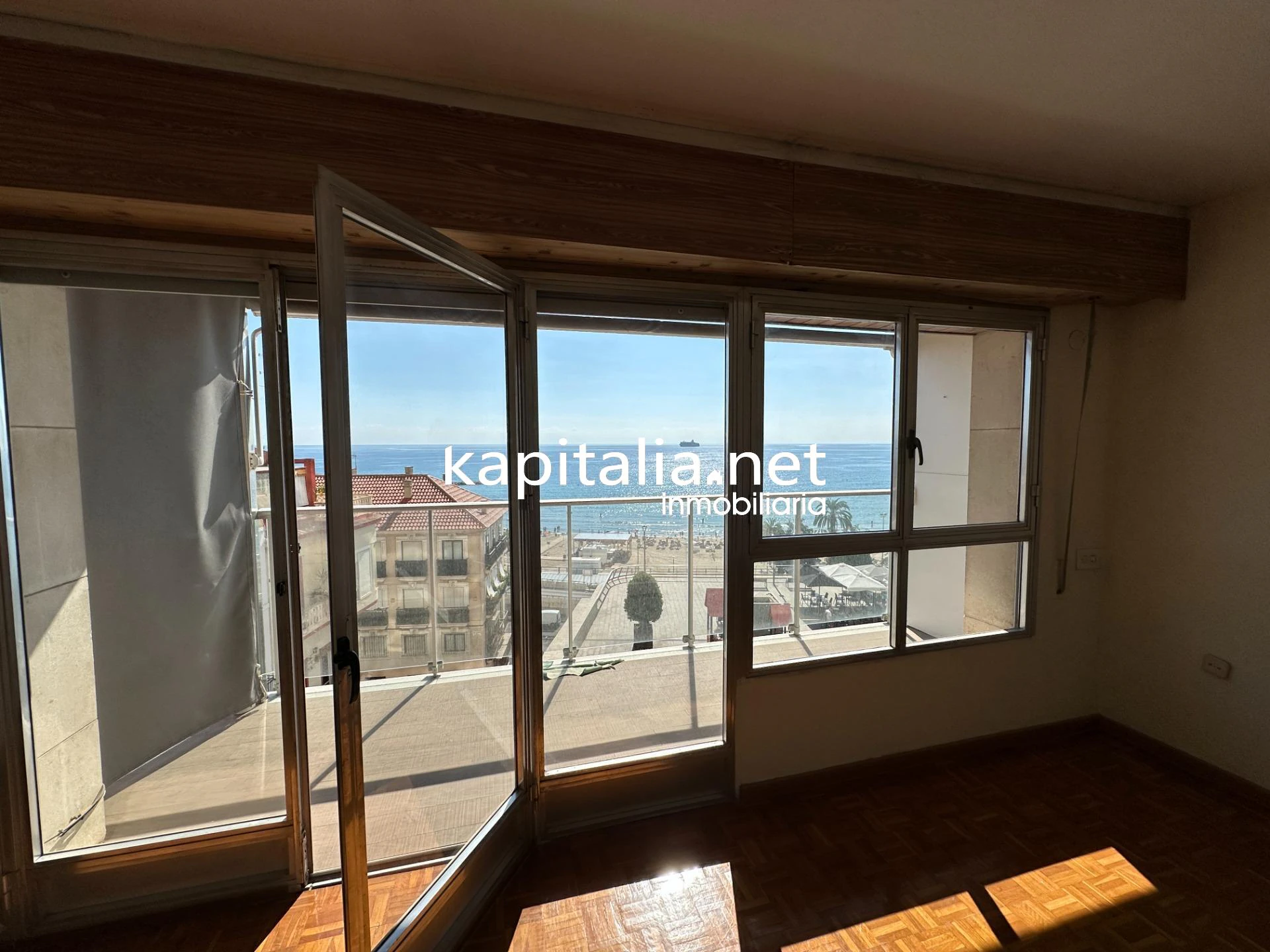 PISO A LA VENTA EN ALICANTE