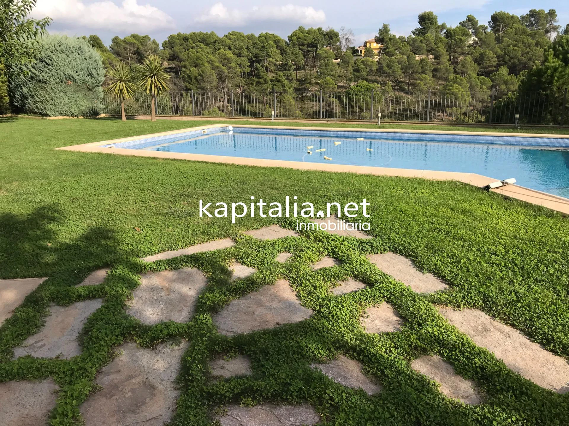 09494 - Espectacular chalet a la venta en Banyeres de Mariola (Alicante)