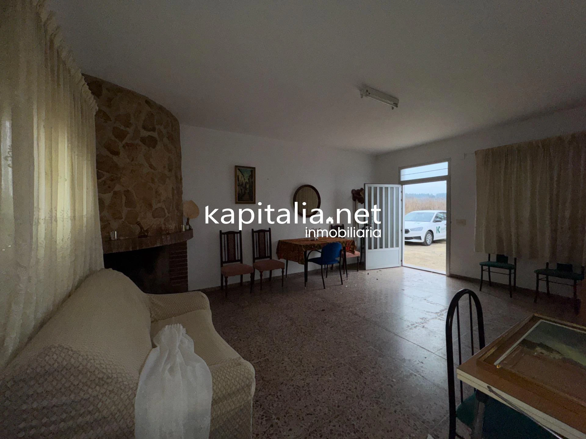 10224 - CASA DE CAMPO A LA VENTA EN ONTINYENT