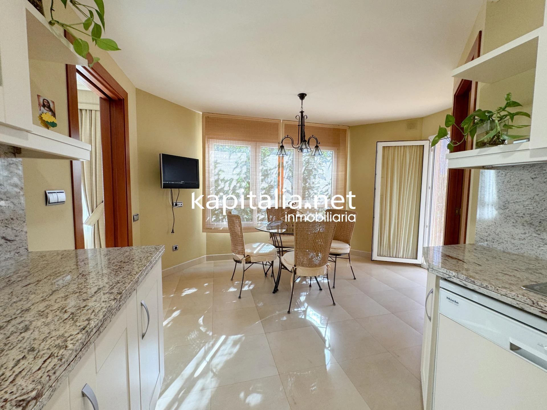 09494 - Espectacular chalet a la venta en Banyeres de Mariola (Alicante)