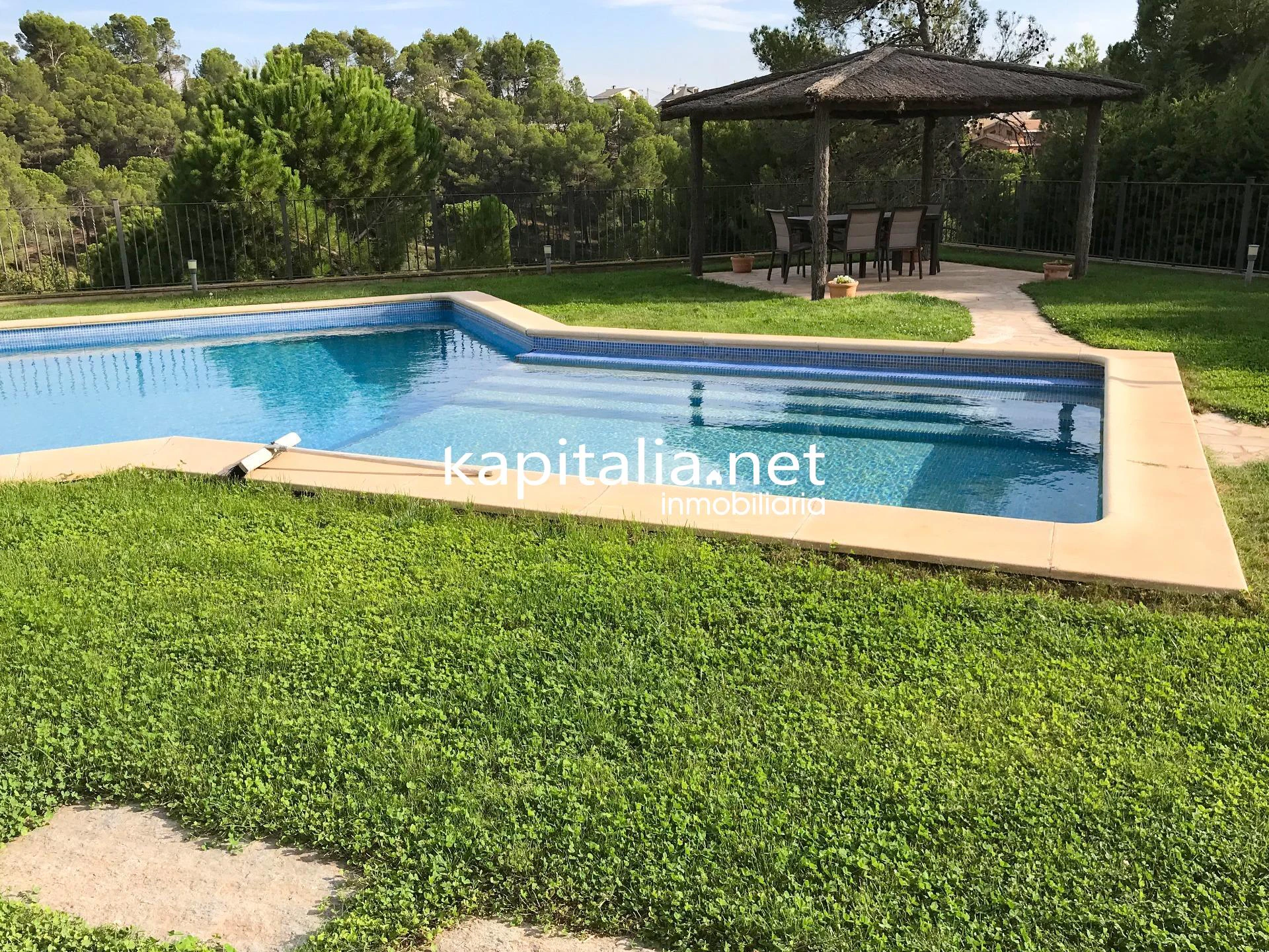 09494 - Espectacular chalet a la venta en Banyeres de Mariola (Alicante)