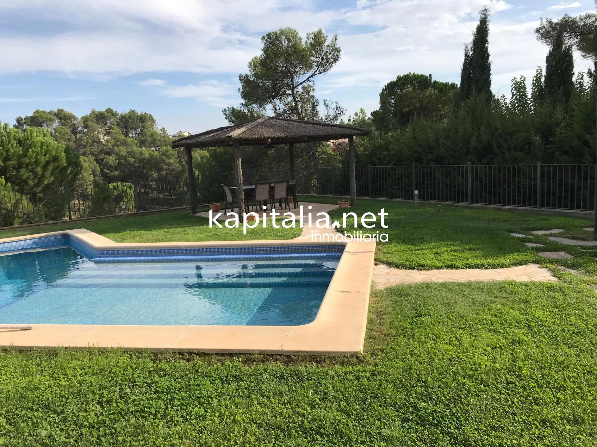 09494 - Espectacular chalet a la venta en Banyeres de Mariola (Alicante)