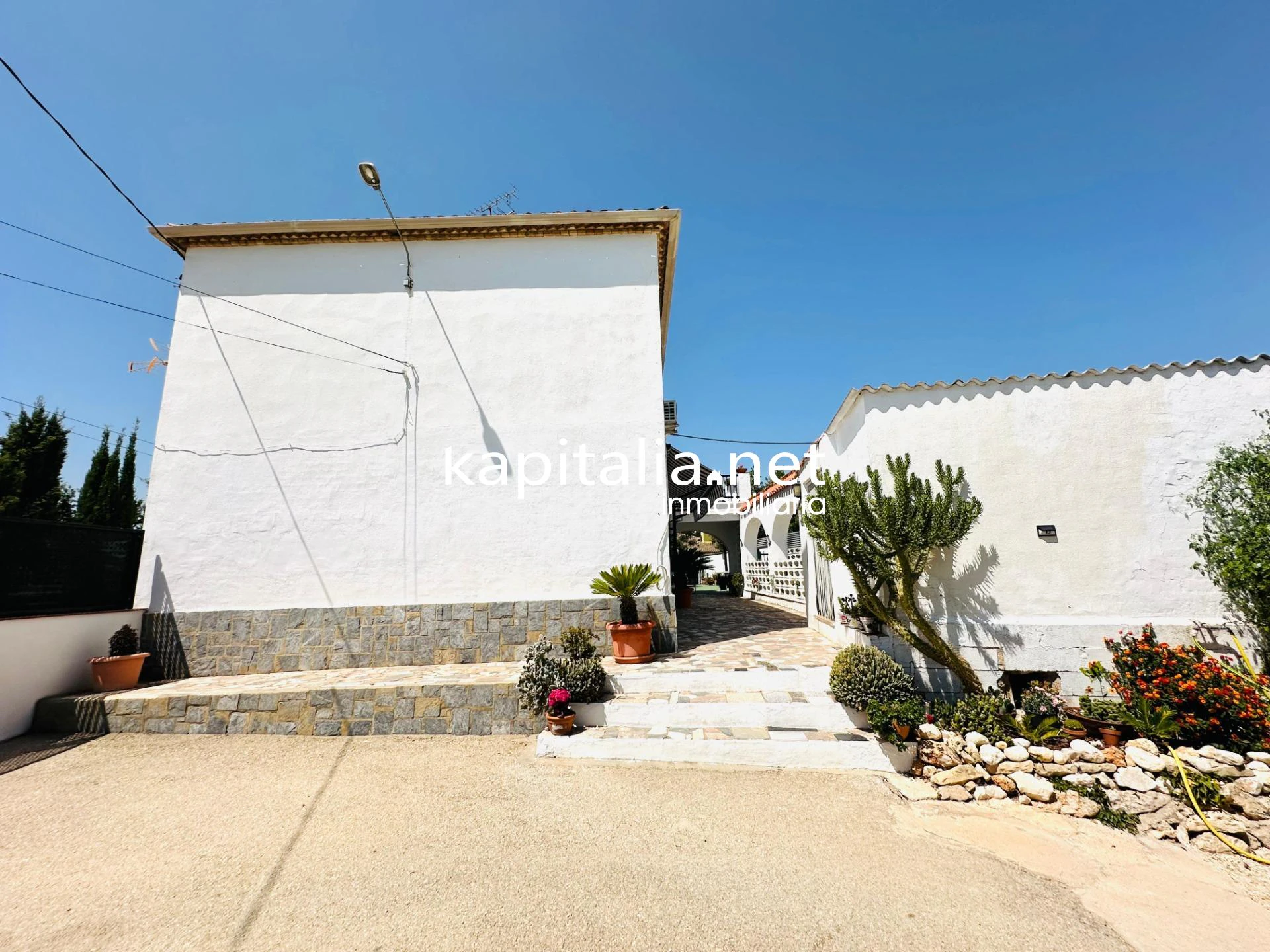 09308 - Chalet en venta en Ontinyent