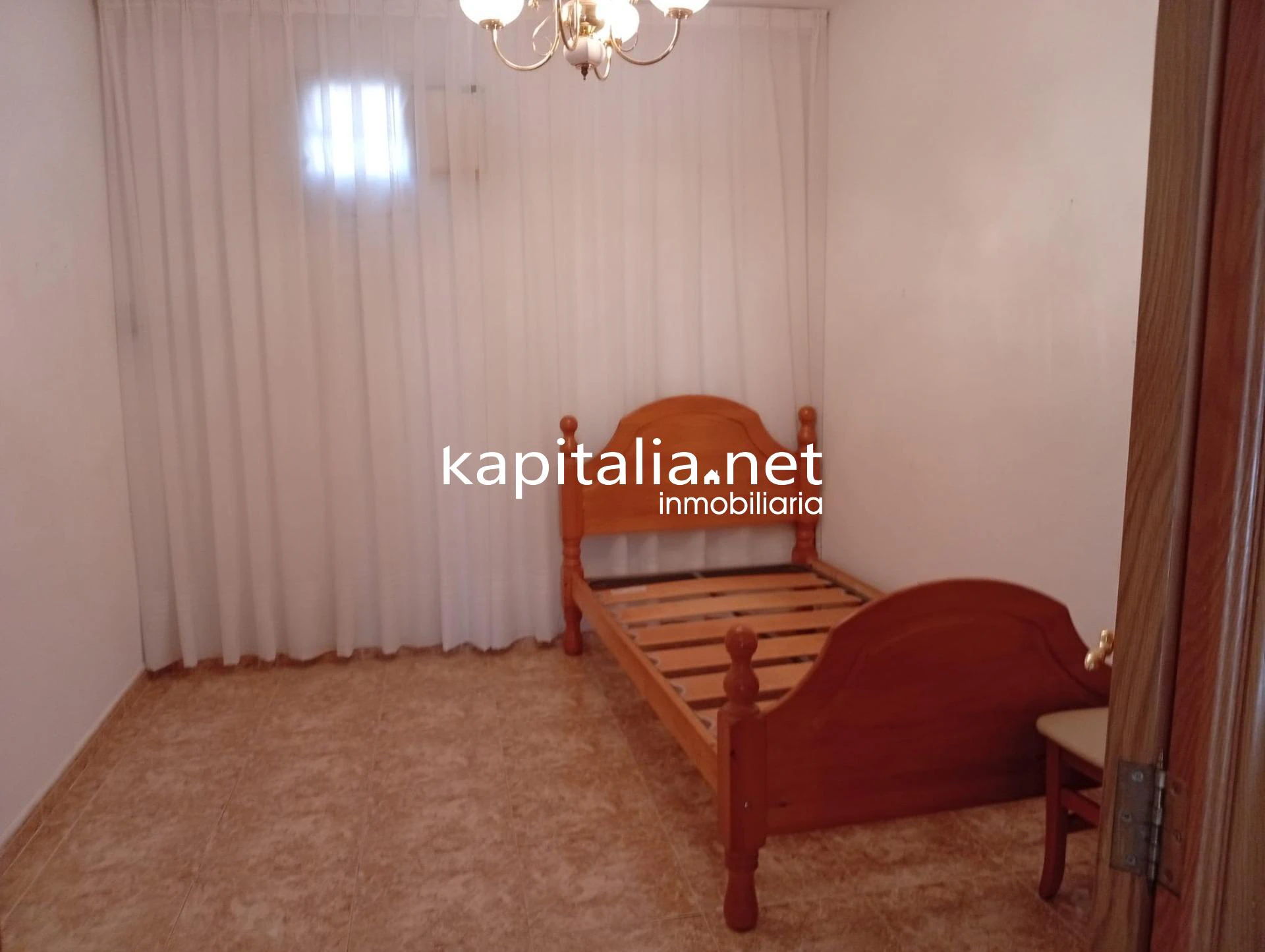 10300 - PISO A LA VENTA EN ONTINYENT