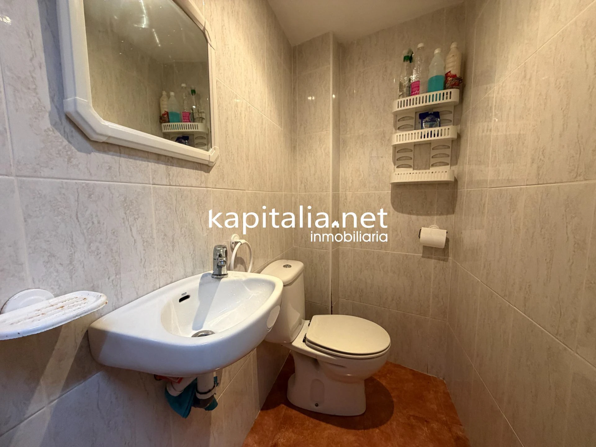 10427 - LOCAL EN EXCLUSIVA EN KAPITALIA EN PLENO CENTRO DE ONTINYENT.