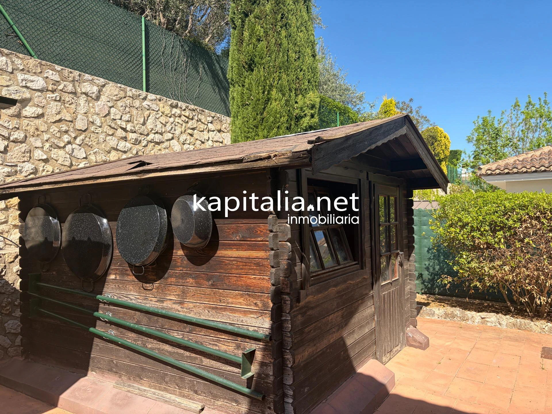 10417 - ESPECTACULAR CHALET EN URBANIZACIÓN EN ONTINYENT.