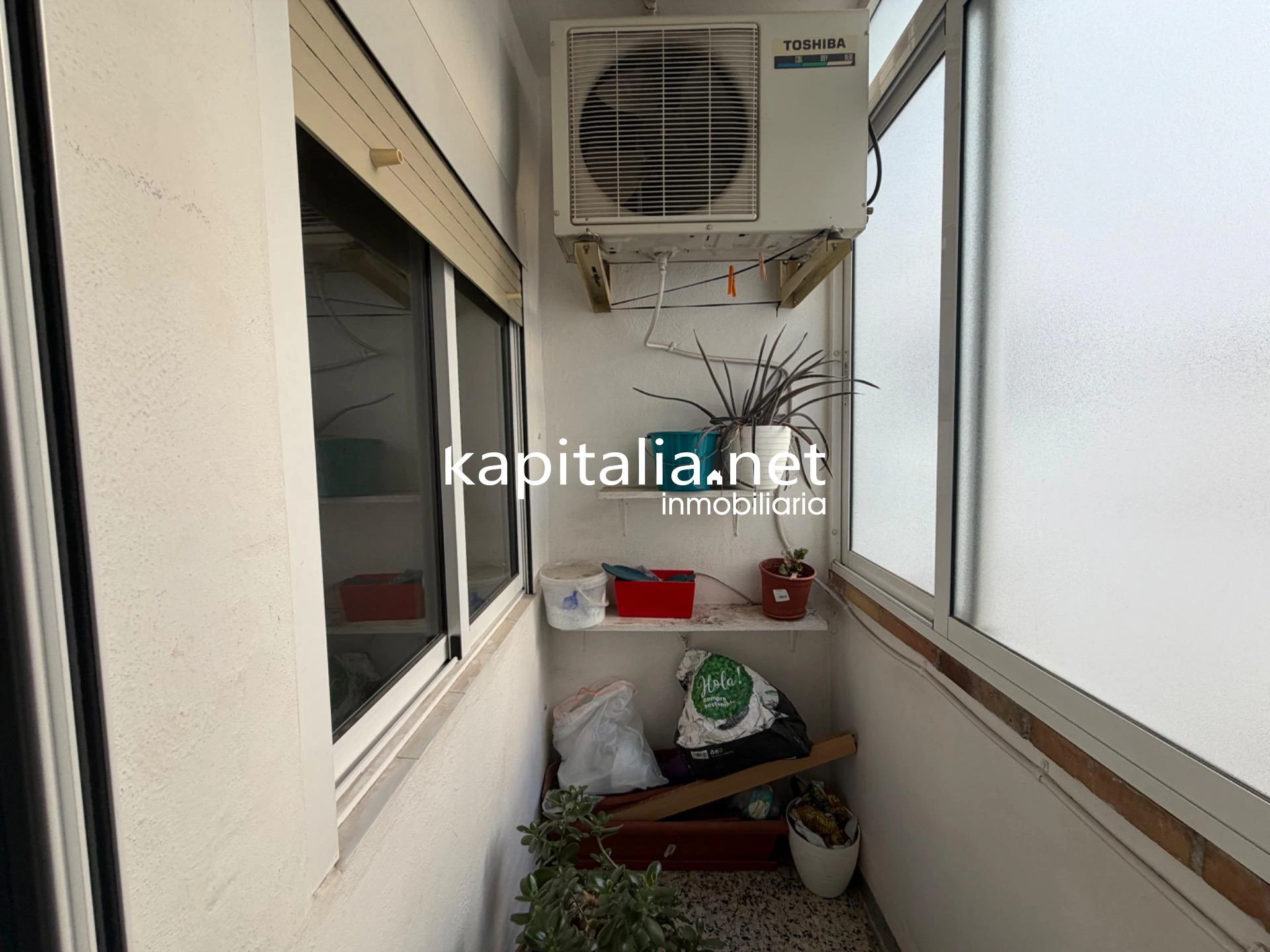 10243 - Piso de 4 habitaciones en Santa Rosa