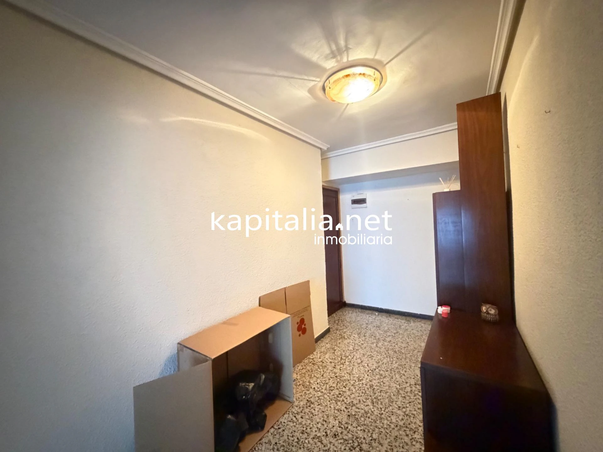 10243 - Piso de 4 habitaciones en Santa Rosa