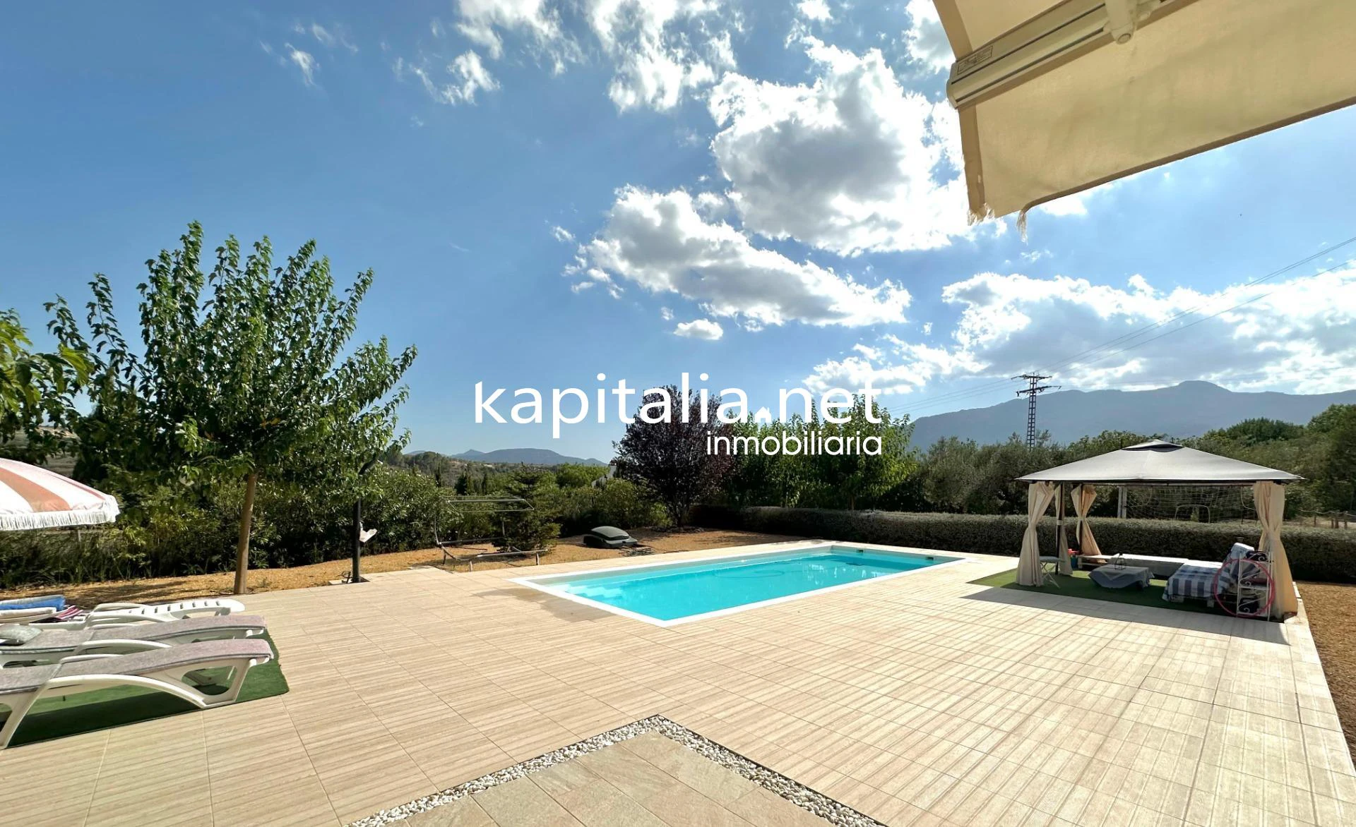 09390 - Magnifico chalet en exclusiva a la venta en Muro de Alcoy