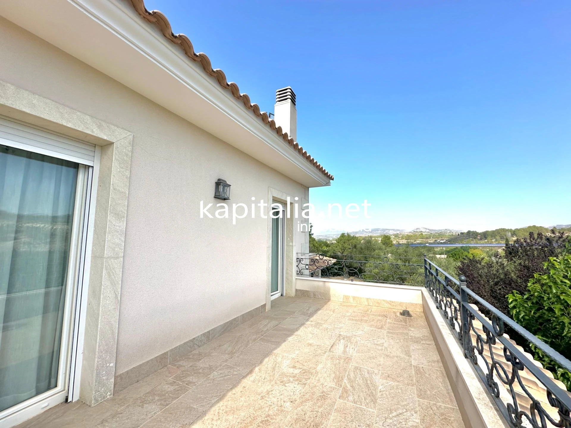 09390 - Magnifico chalet en exclusiva a la venta en Muro de Alcoy