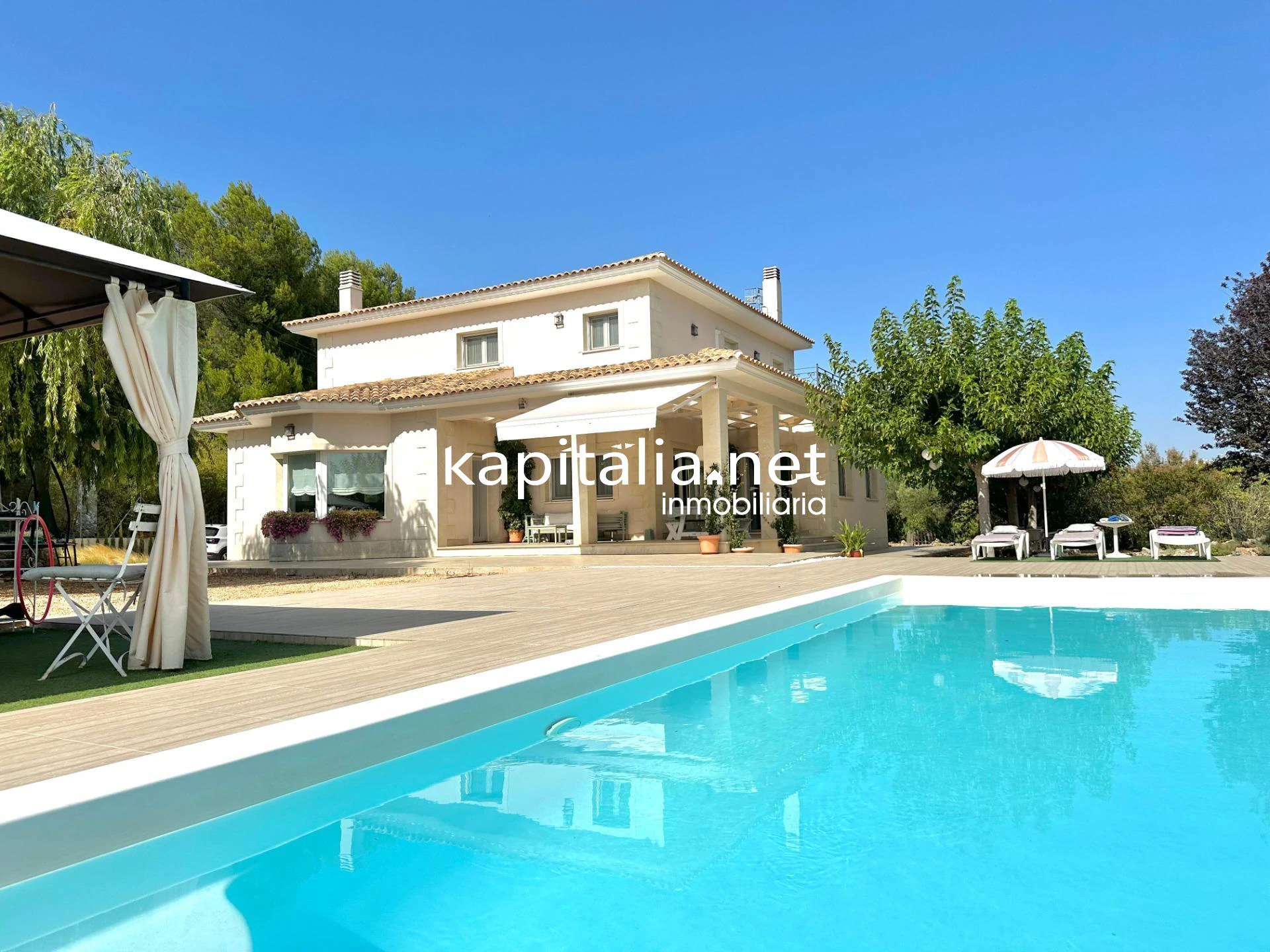 09390 - Magnifico chalet en exclusiva a la venta en Muro de Alcoy