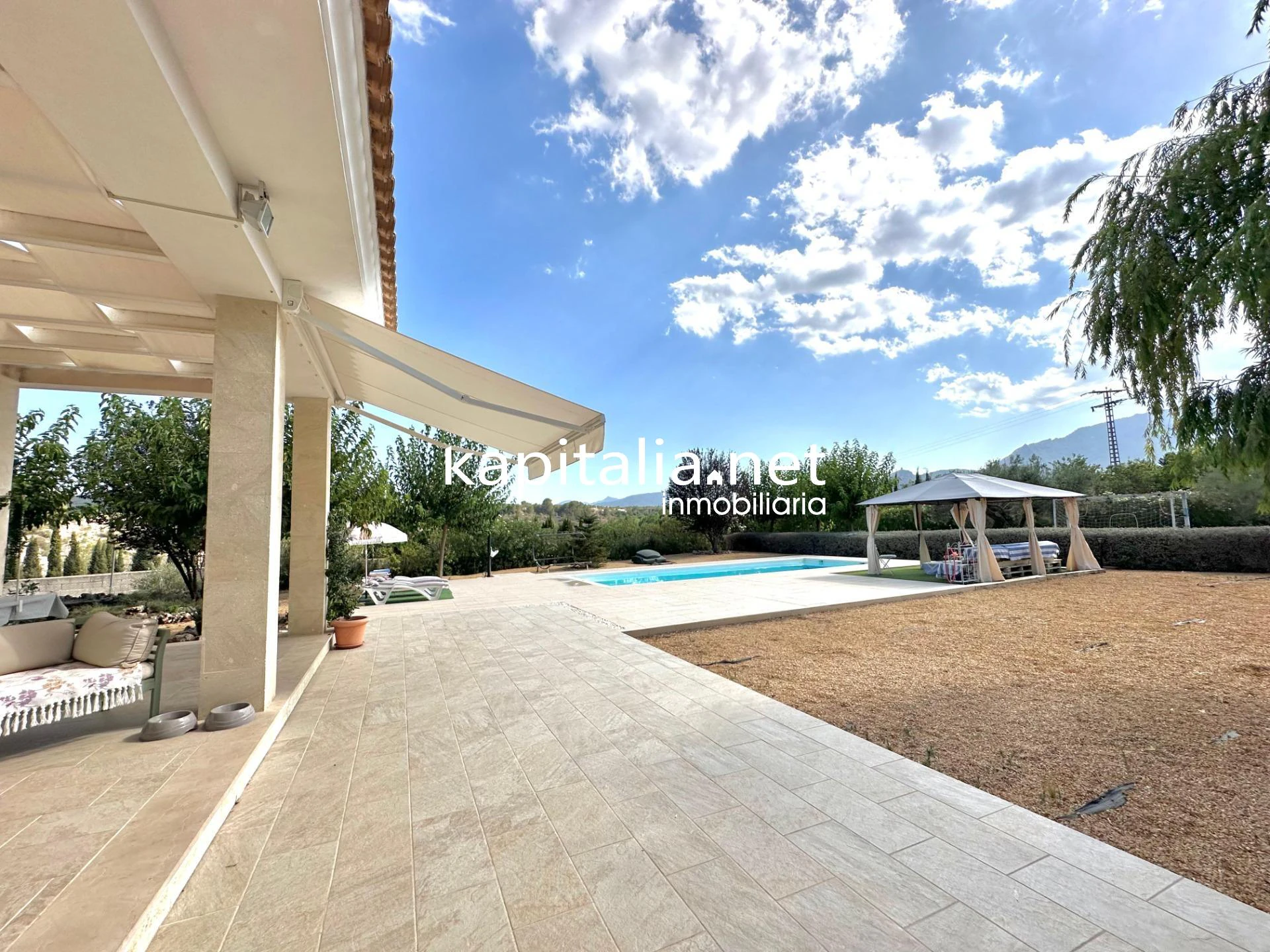 09390 - Magnifico chalet en exclusiva a la venta en Muro de Alcoy