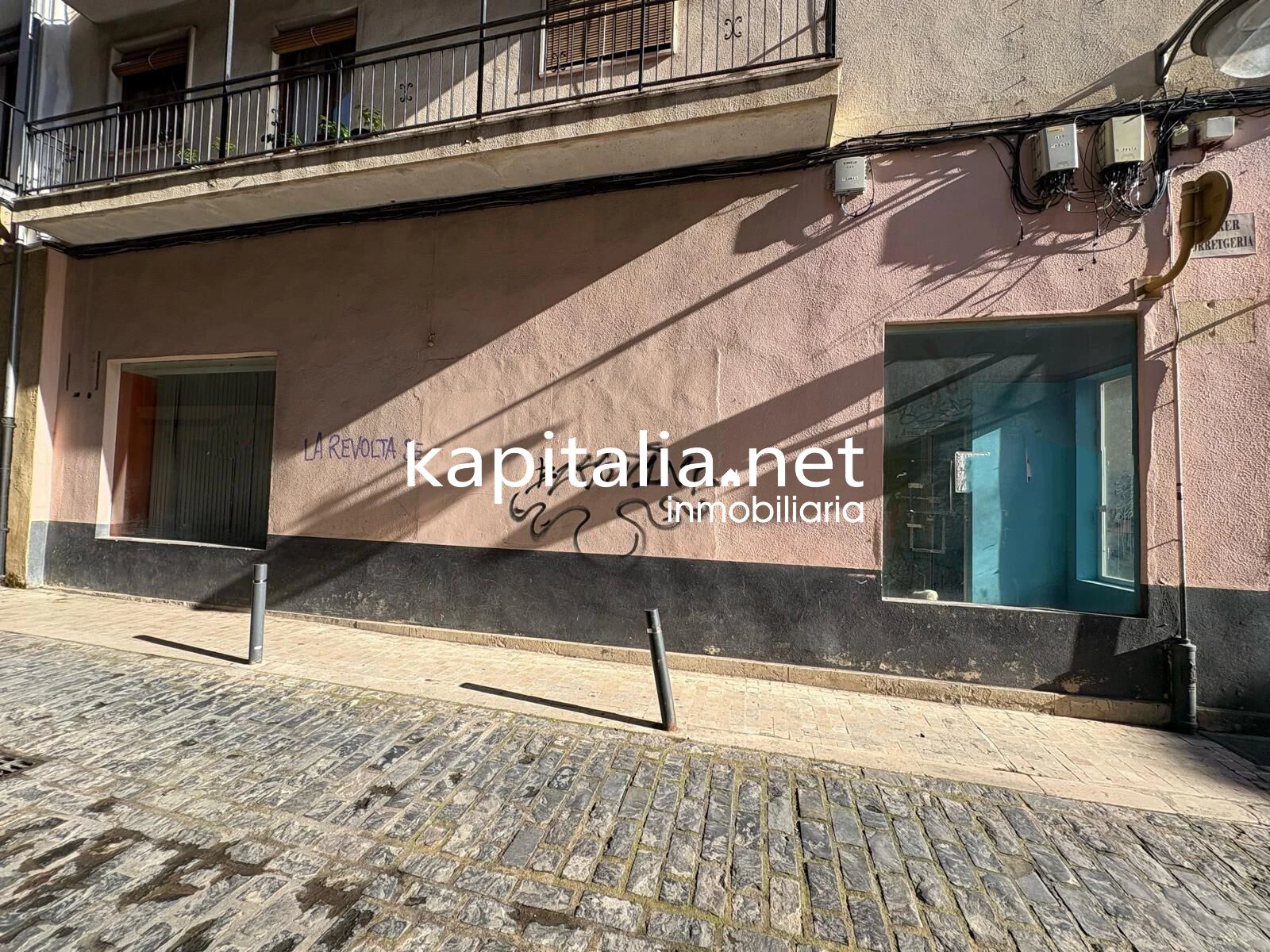 10440 - LOCAL COMERCIAL Y RESIDENCIAL A LA VENTA EN XATIVA