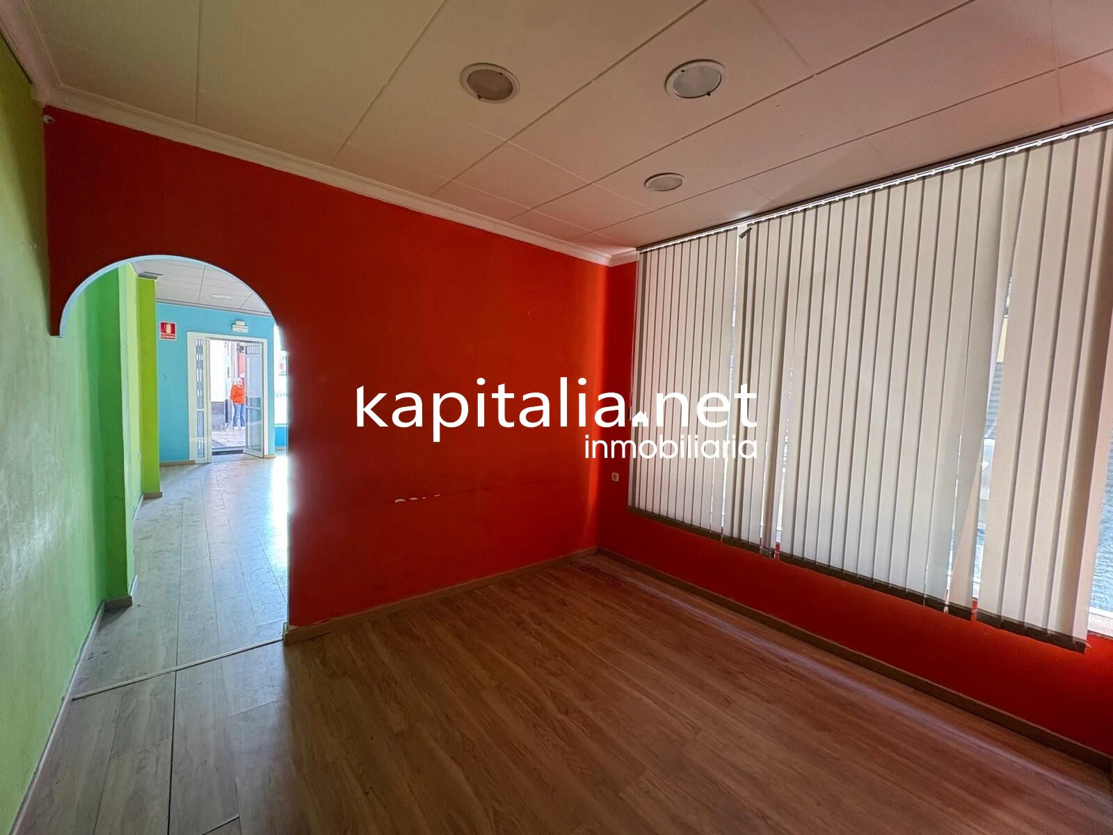 10440 - LOCAL COMERCIAL Y RESIDENCIAL A LA VENTA EN XATIVA