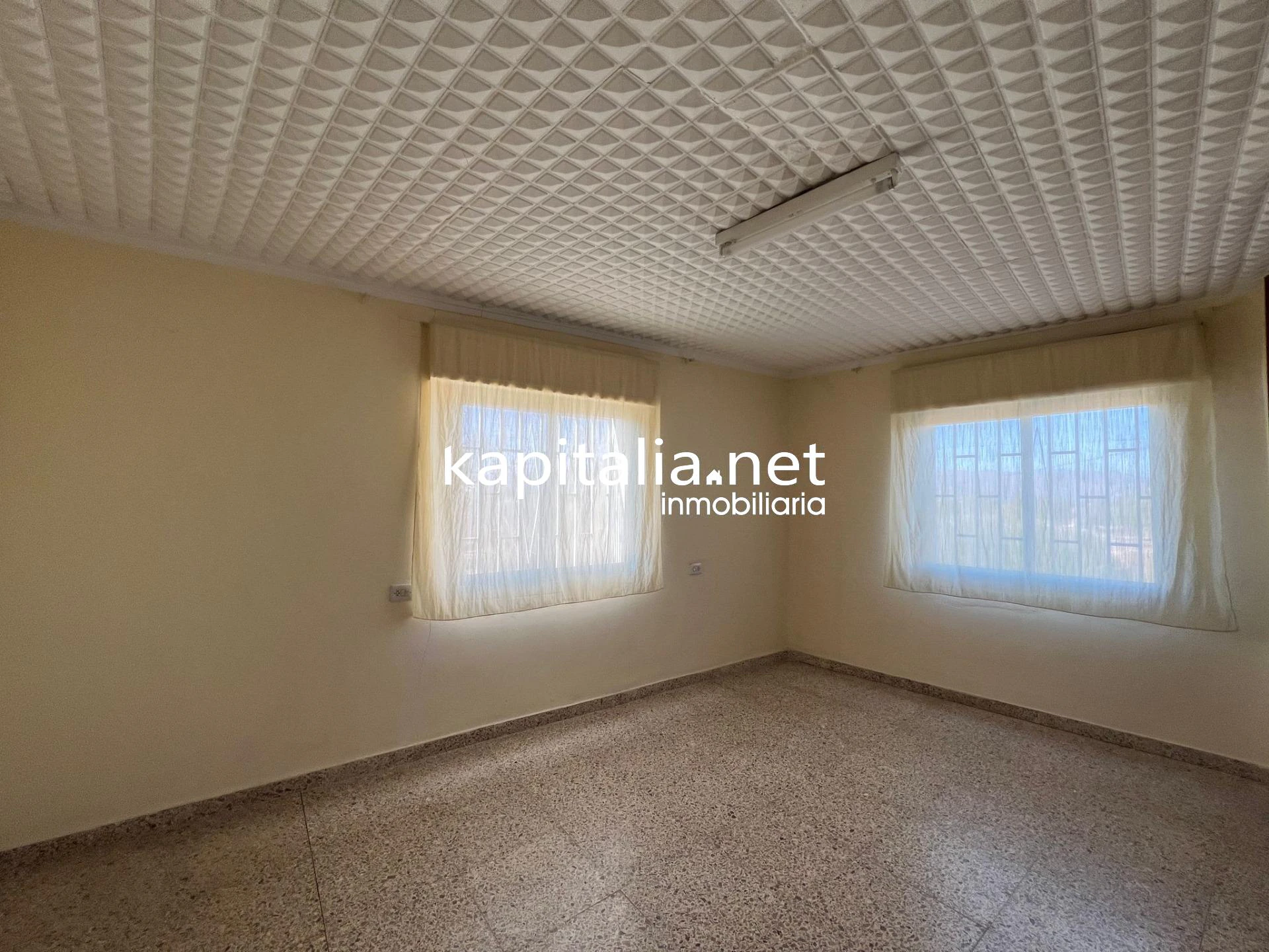 09823 - Chalet a la venta en Ontinyent , zona la Solana .