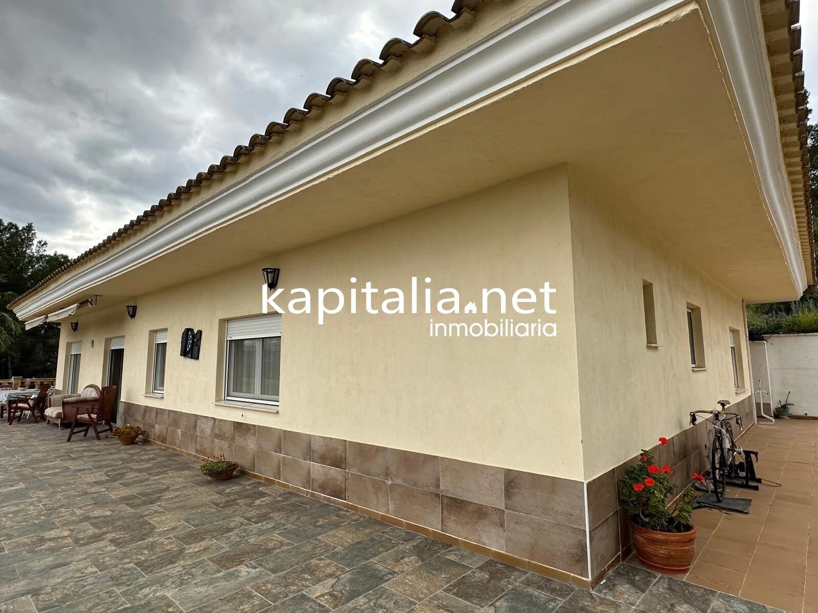 09977 - Chalet a la venta en L´Olleria (Valencia)
