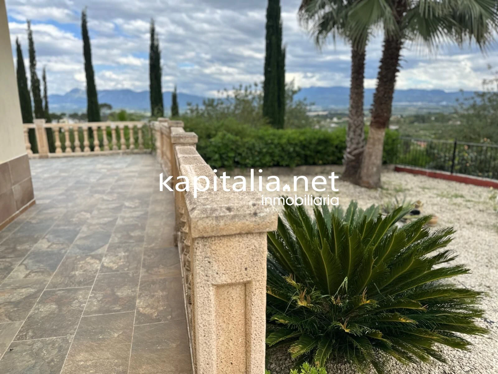 09977 - Chalet a la venta en L´Olleria (Valencia)