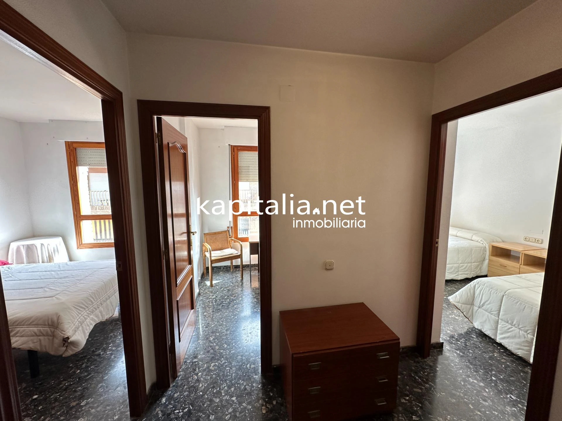 10253 - PISO A LA VENTA EN ONTINYENT