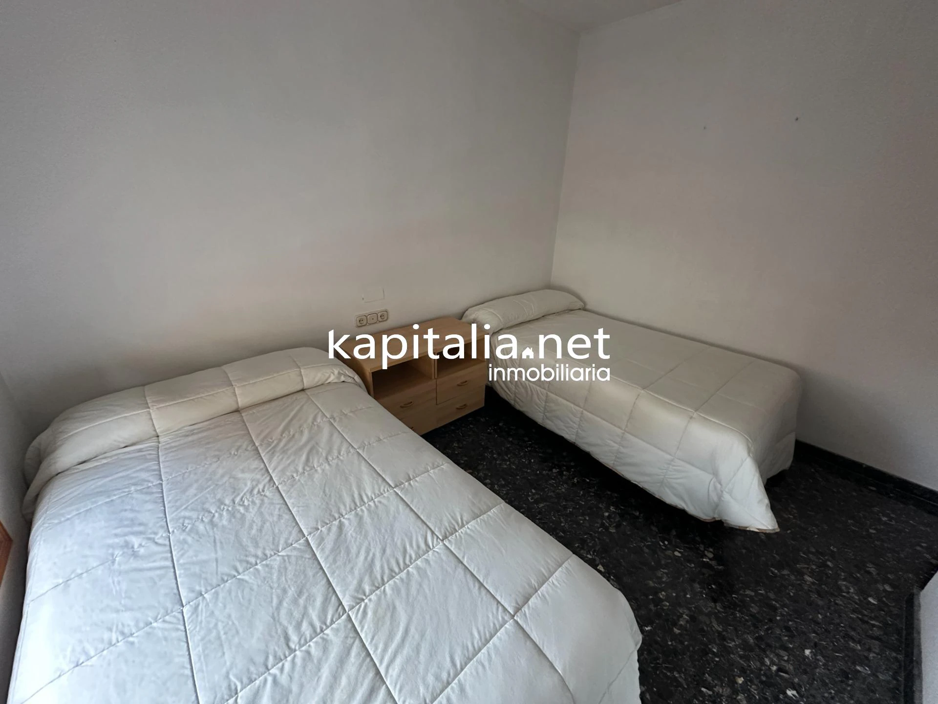 10253 - PISO A LA VENTA EN ONTINYENT