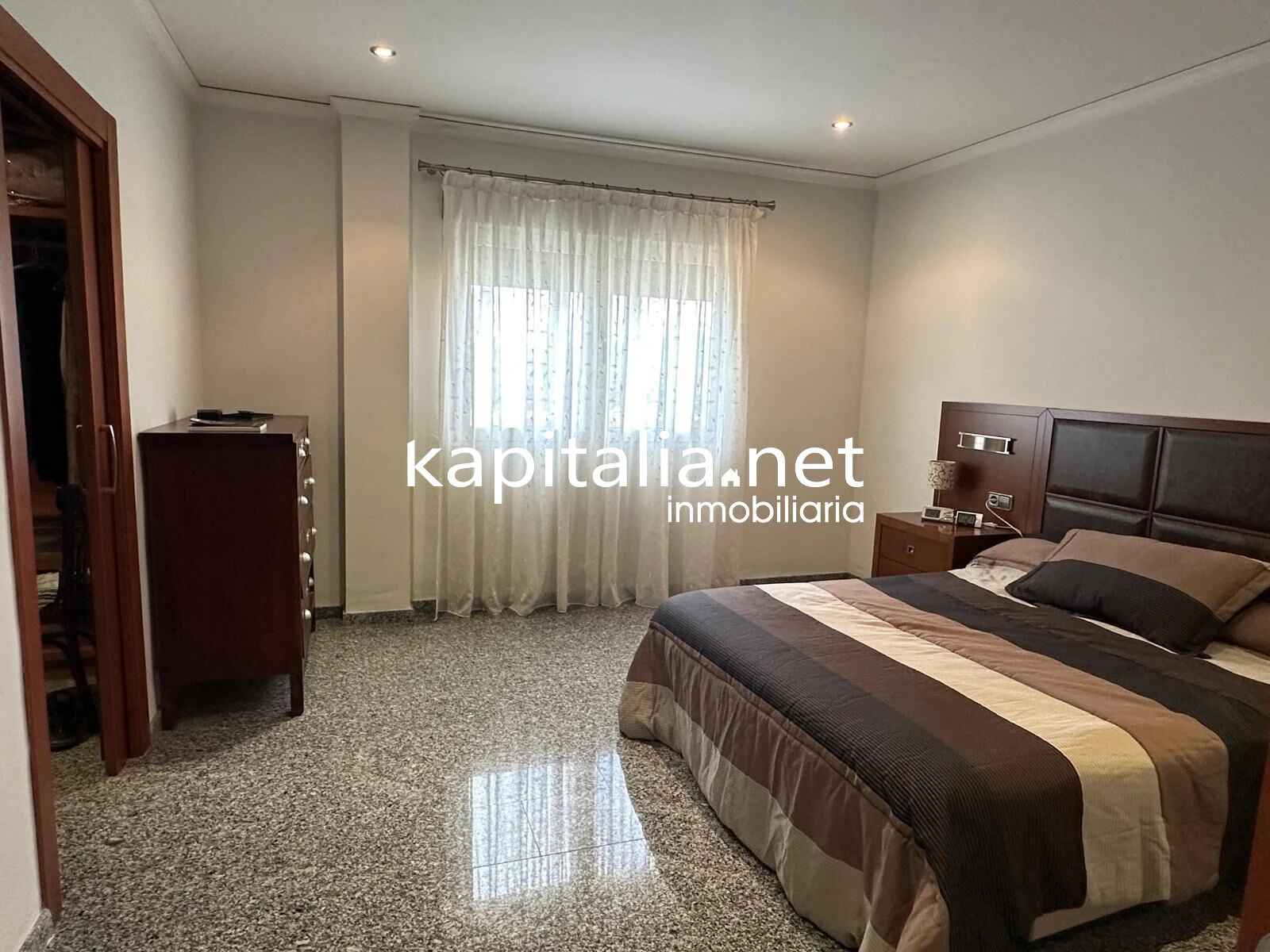 09977 - Chalet a la venta en L´Olleria (Valencia)