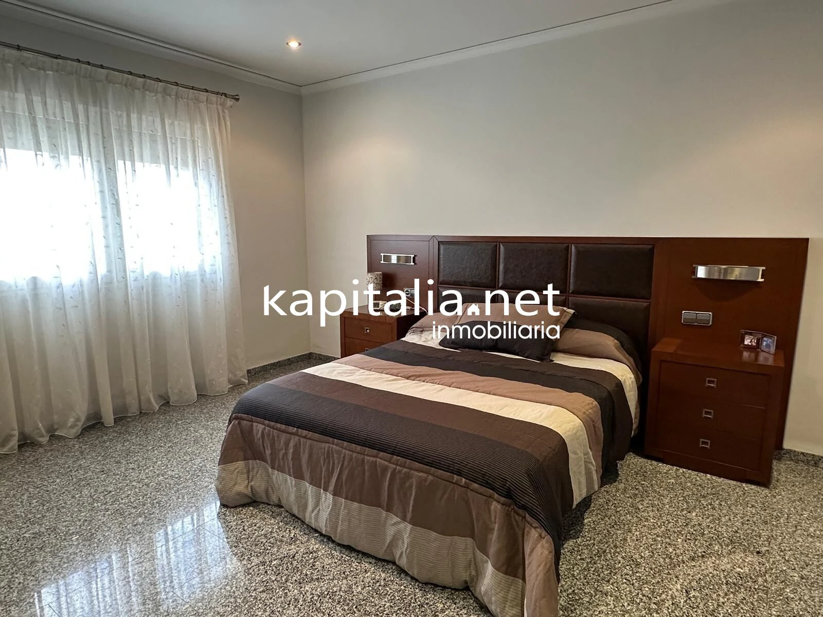 09977 - Chalet a la venta en L´Olleria (Valencia)