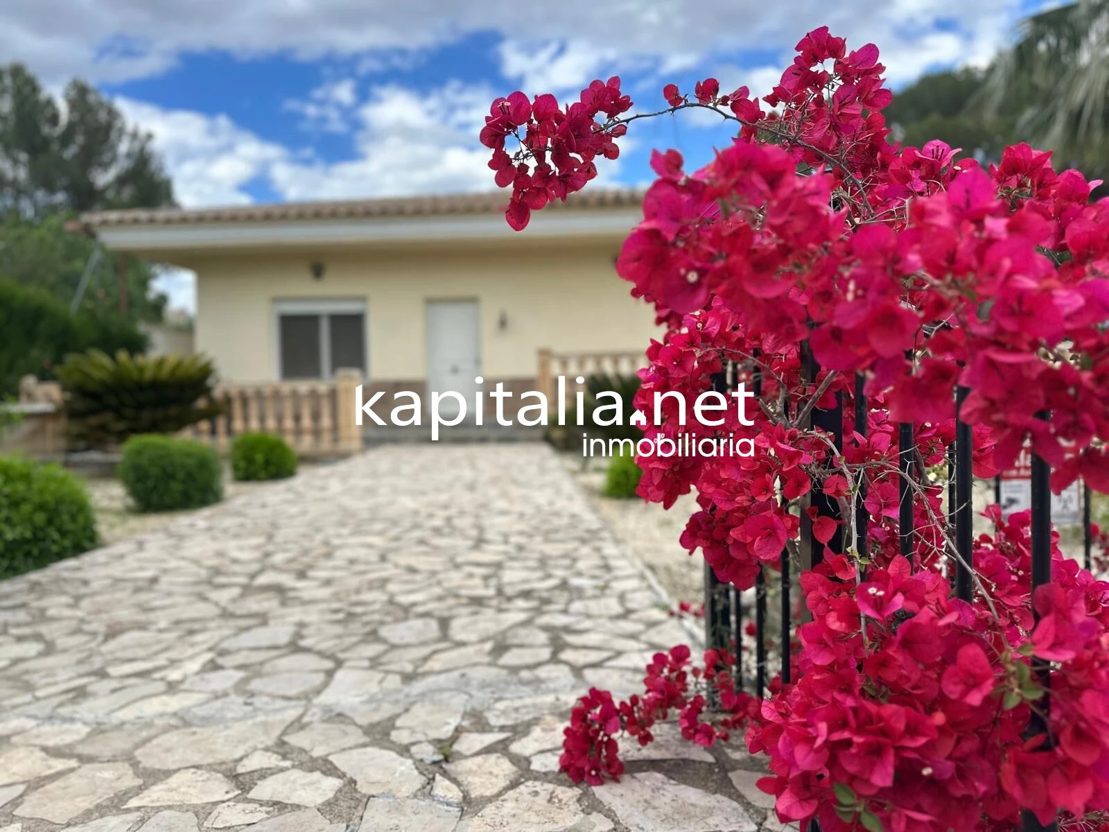 09977 - Chalet a la venta en L´Olleria (Valencia)
