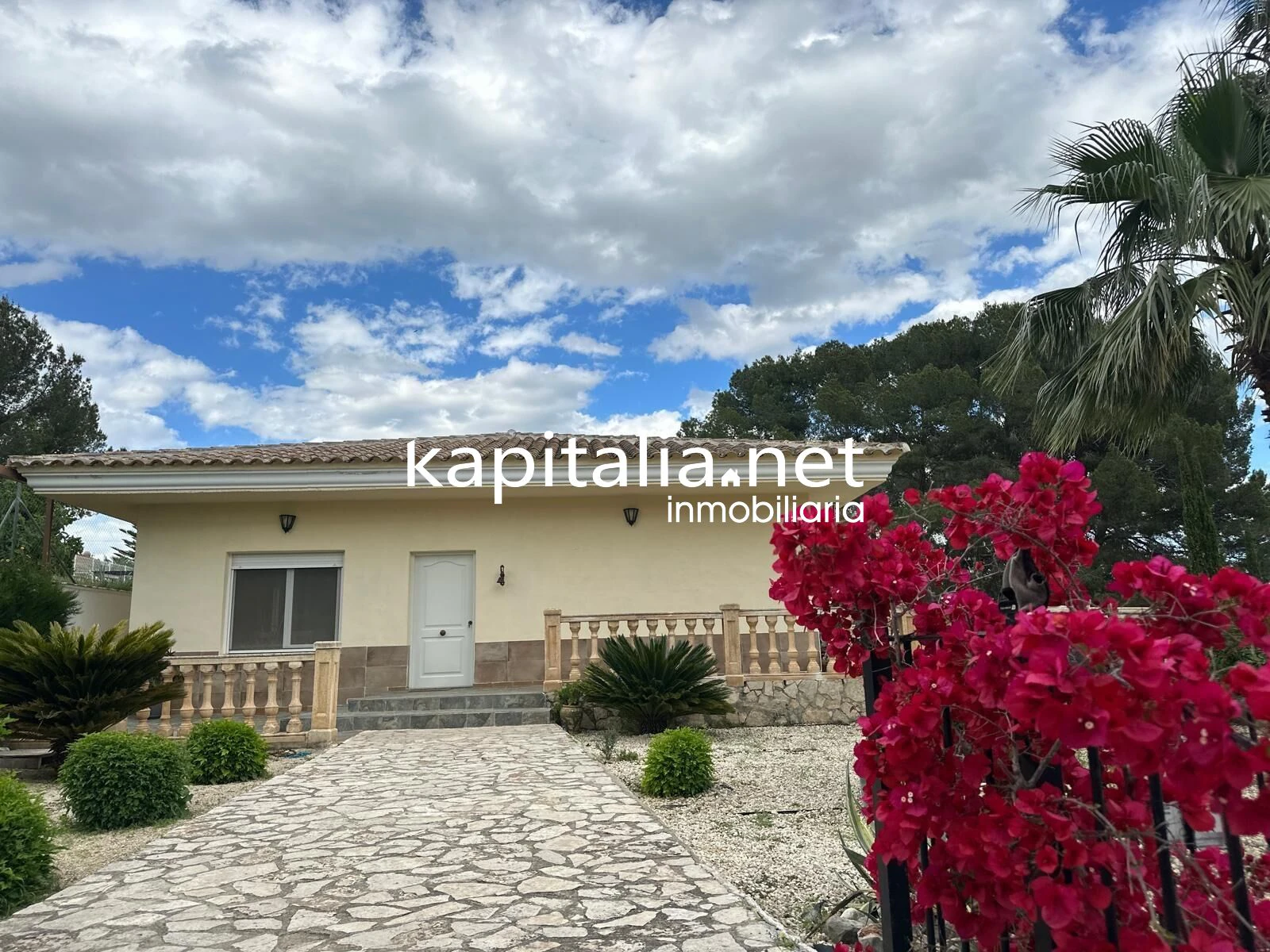 09977 - Chalet a la venta en L´Olleria (Valencia)