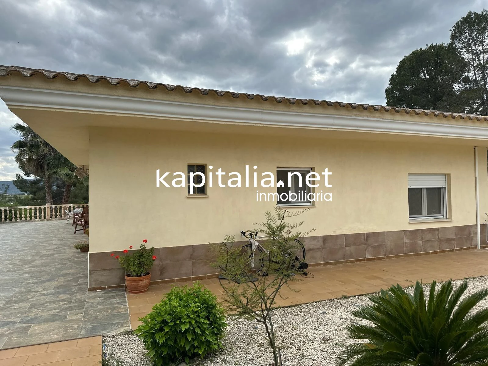 09977 - Chalet a la venta en L´Olleria (Valencia)