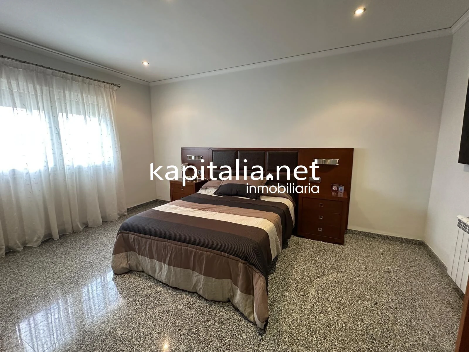 09977 - Chalet a la venta en L´Olleria (Valencia)