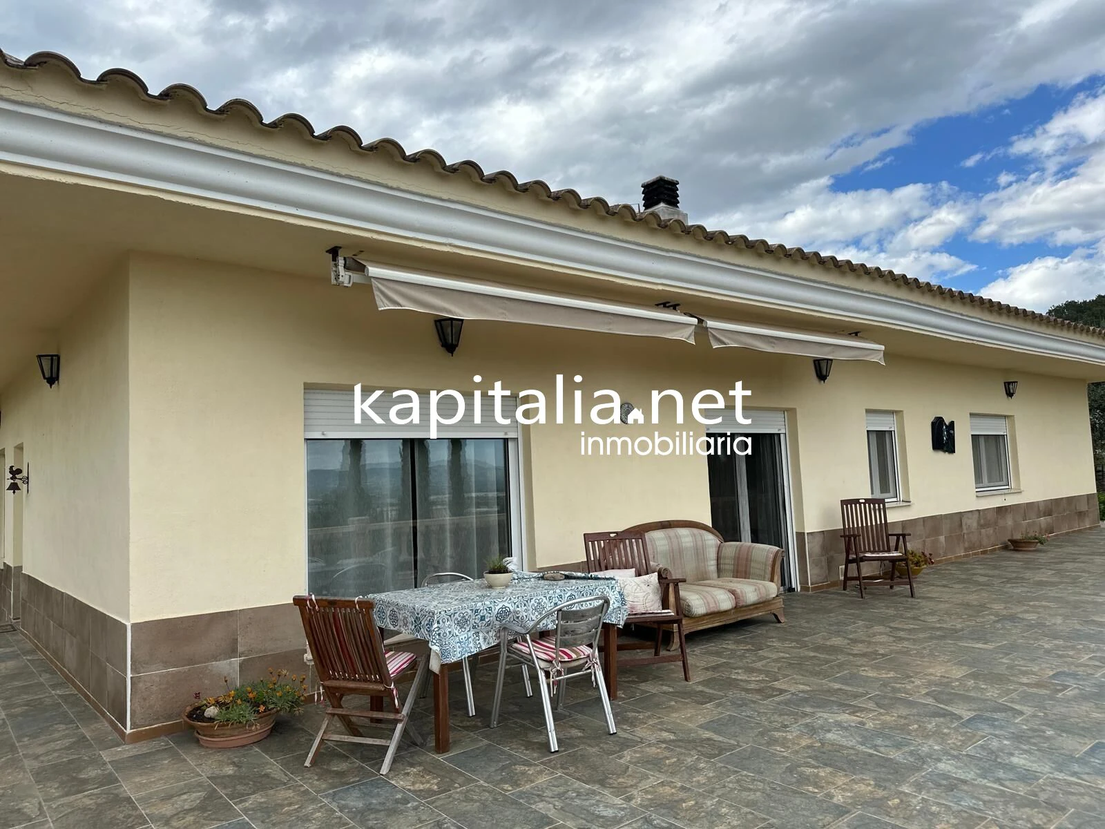 09977 - Chalet a la venta en L´Olleria (Valencia)