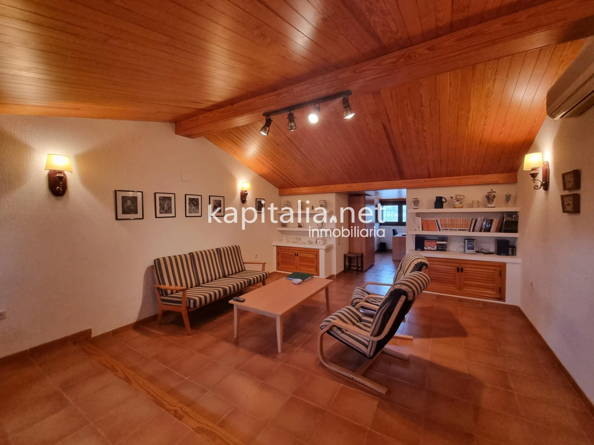03026 - Espectacular Chalet a la venta en Ontinyent.