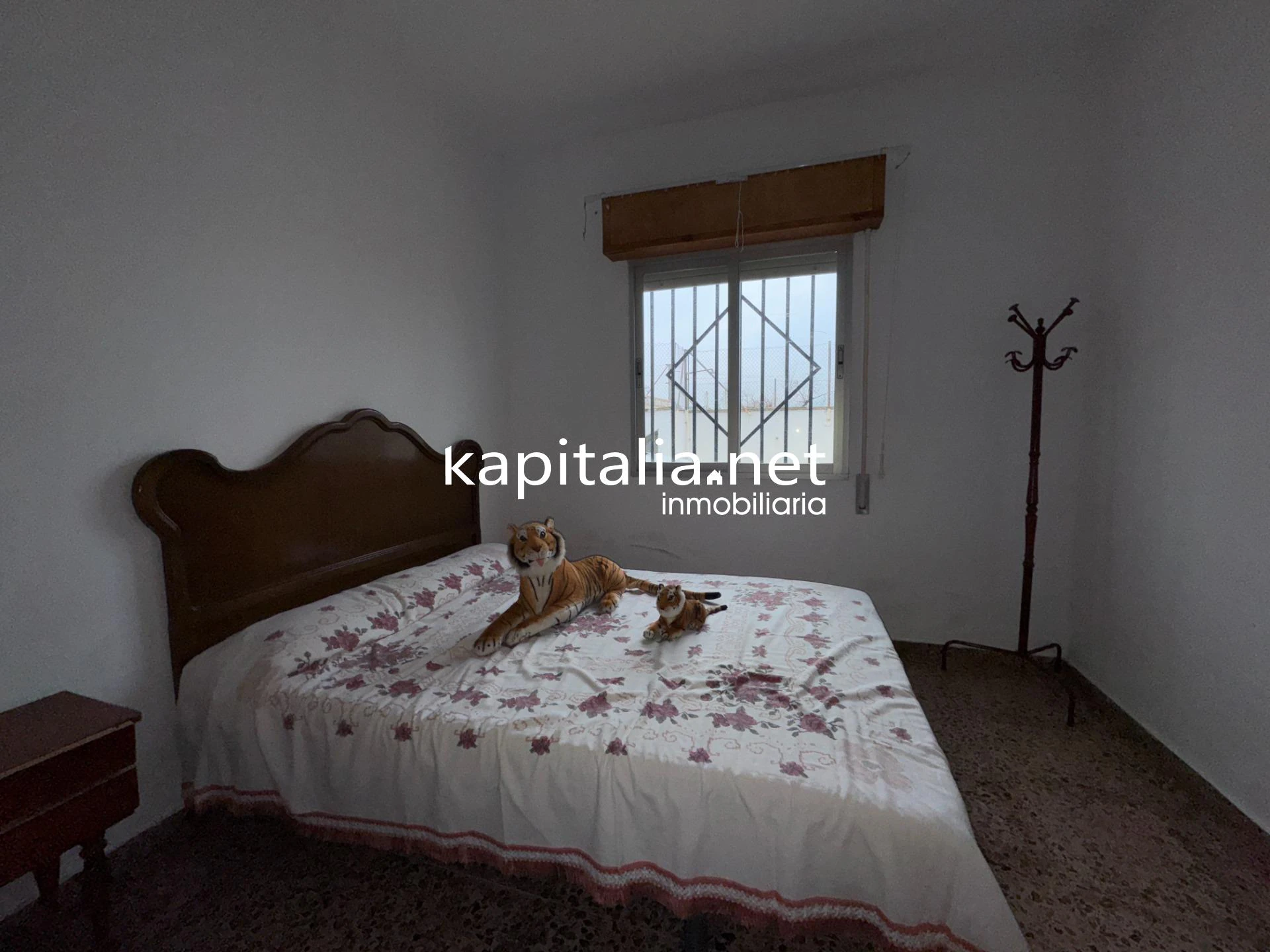 10223 - CASA DE CAMPO A LA VENTA EN ALBAIDA