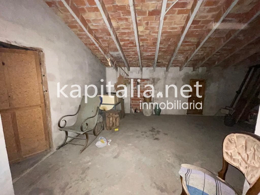 ¡Gran oportunidad en Llutxent!