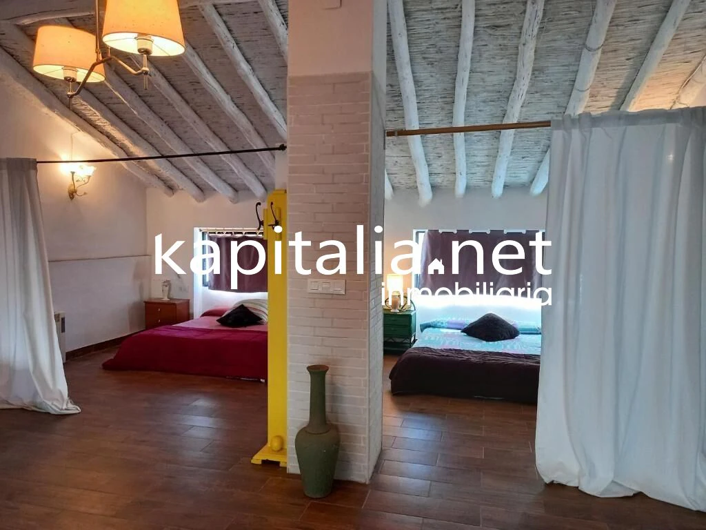 10448 - Corporate rental in Navarrés 🏡 – Spacious house with high capacity, fully equipped