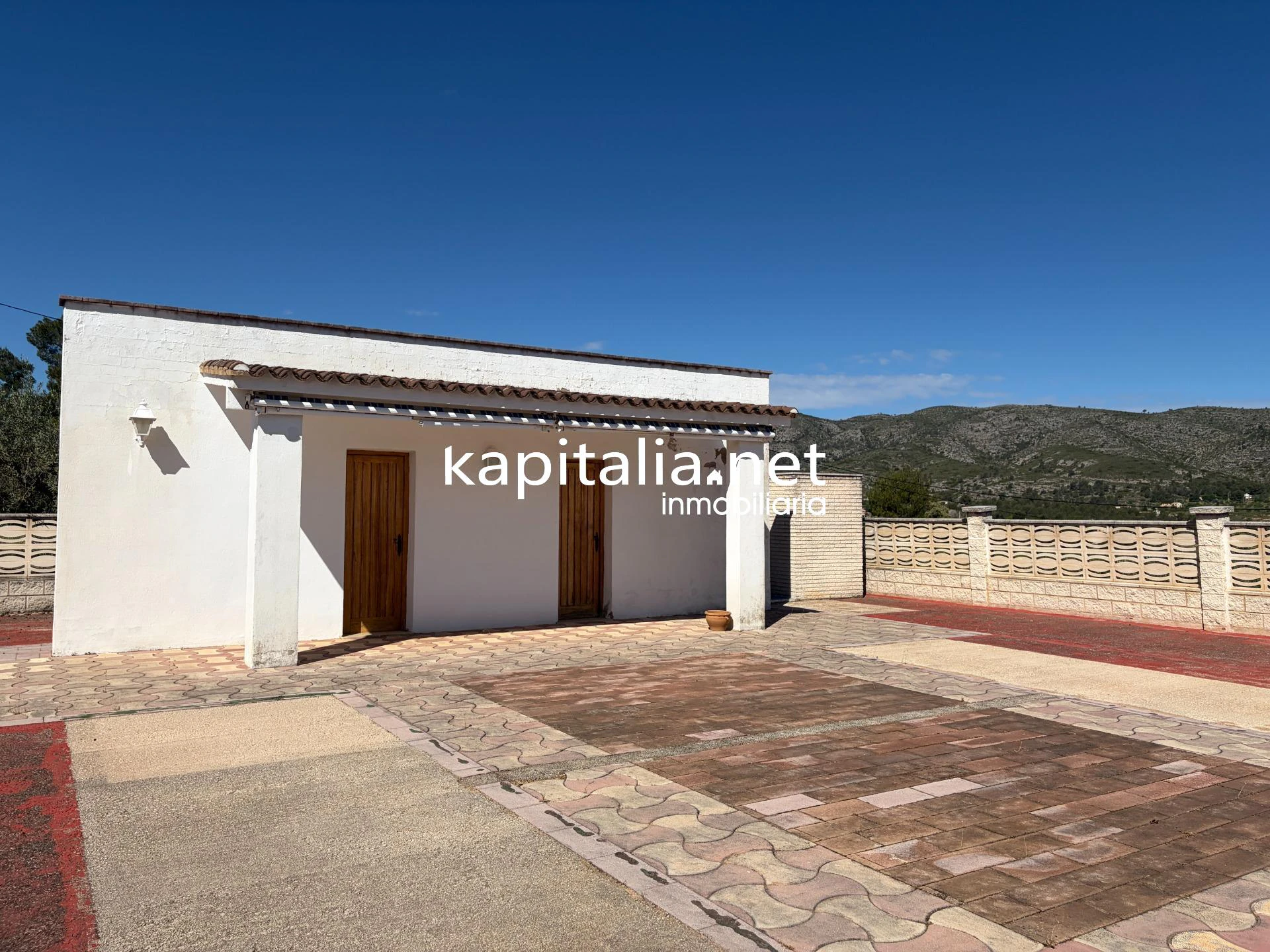 10393 - ESPECTACULAR CHALET CON DOS POSIBLES VIVIENDAS EN ONTINYENT Y MAGNIFICAS VISTAS A LA MONTAÑA